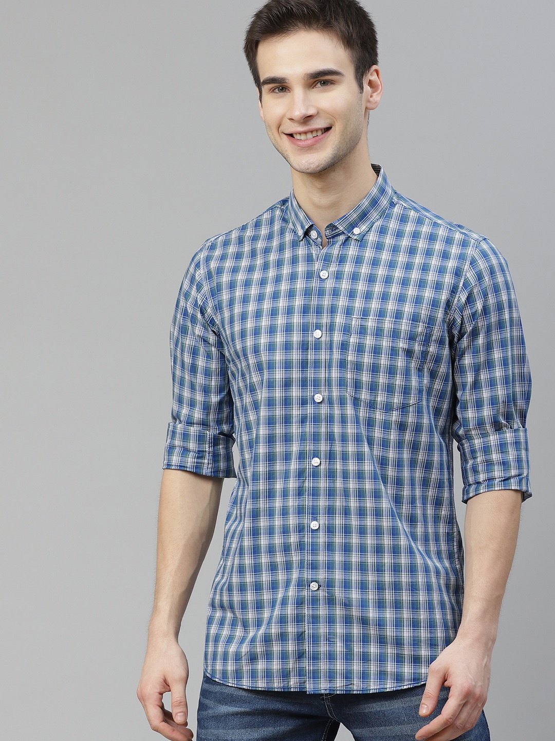 

Mast & Harbour Men Blue & White Regular Fit Checked Casual Shirt