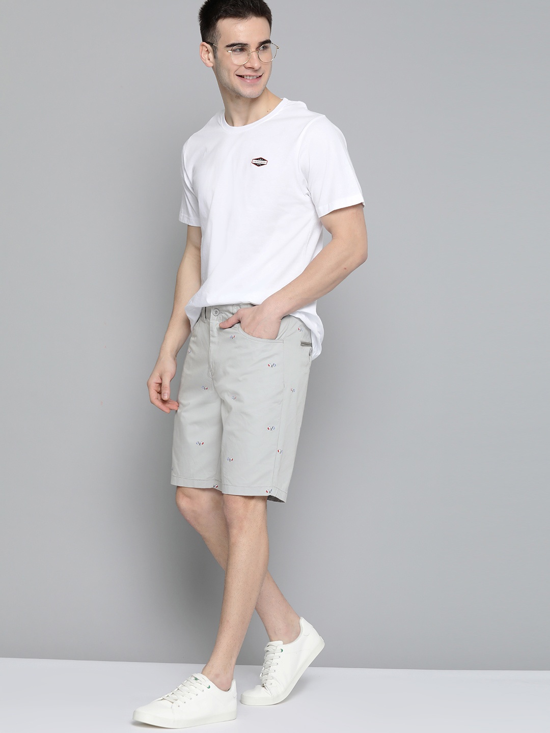 

Mast & Harbour Men Grey Flag Print Pure Cotton Regular Fit Chino Shorts