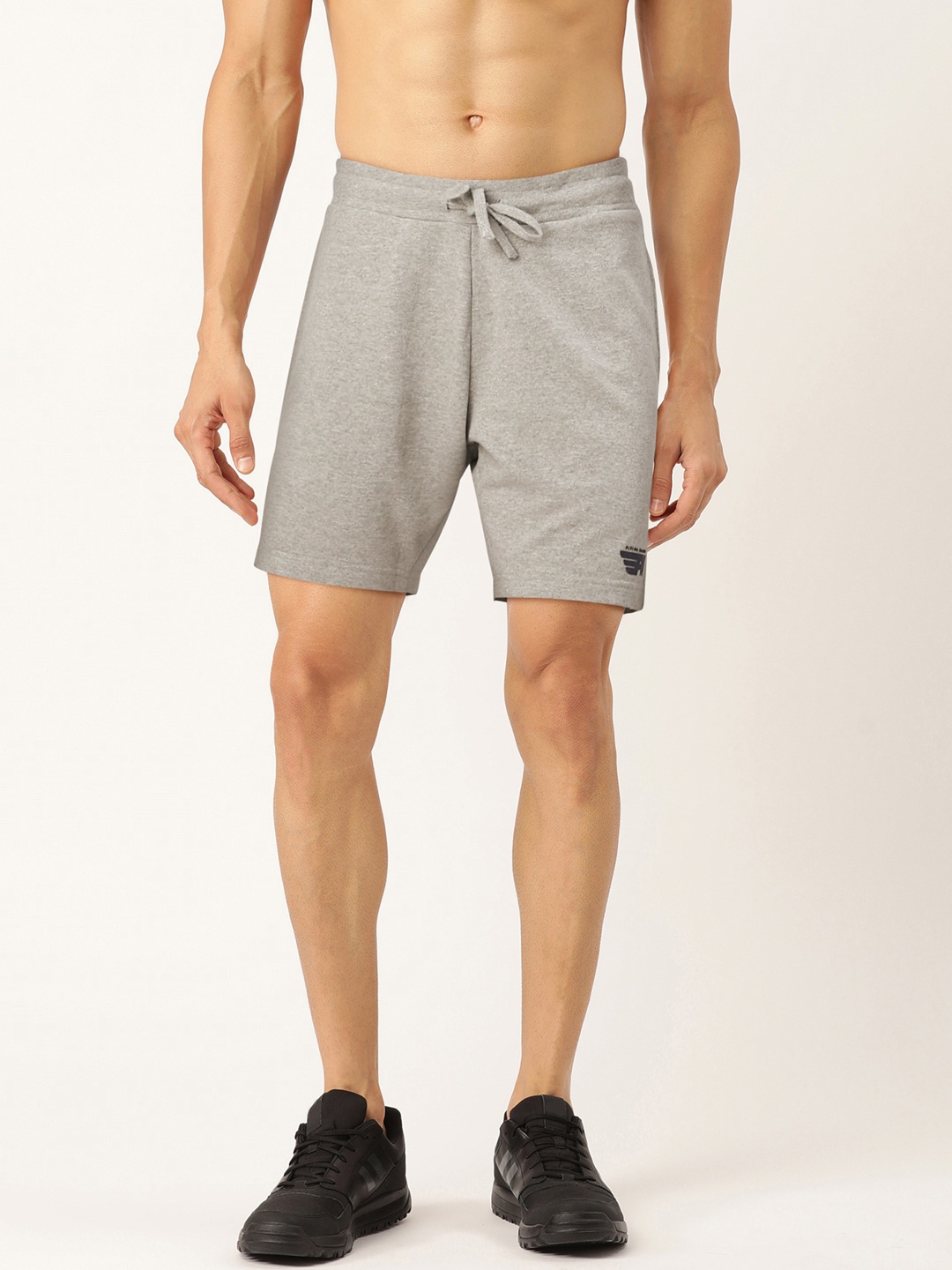 

Flying Machine Men Grey Solid Regular Fit Shorts