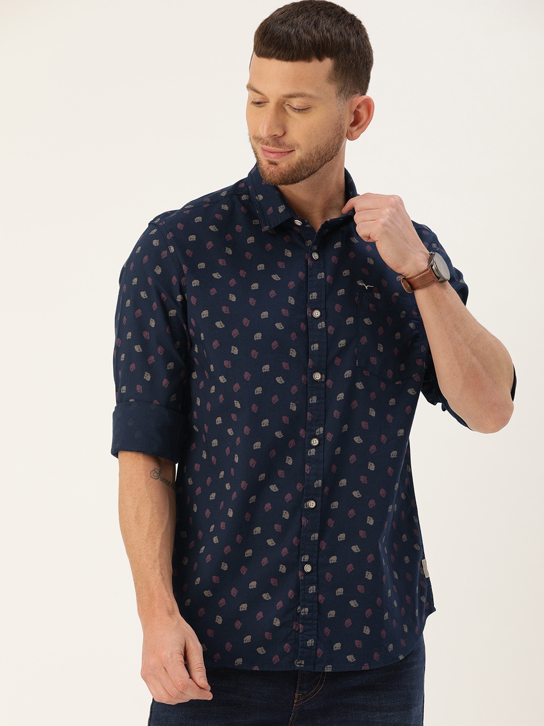 

Flying Machine Men Navy Blue & Pink Slim Fit Printed Casual Shirt