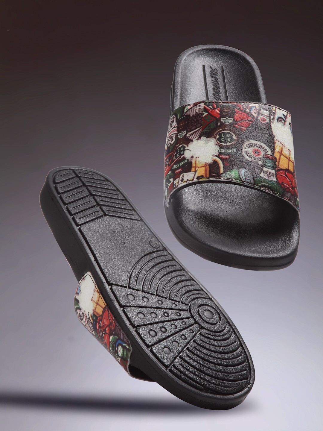 

Solethreads Men Multicoloured Printed Sliders, Multi