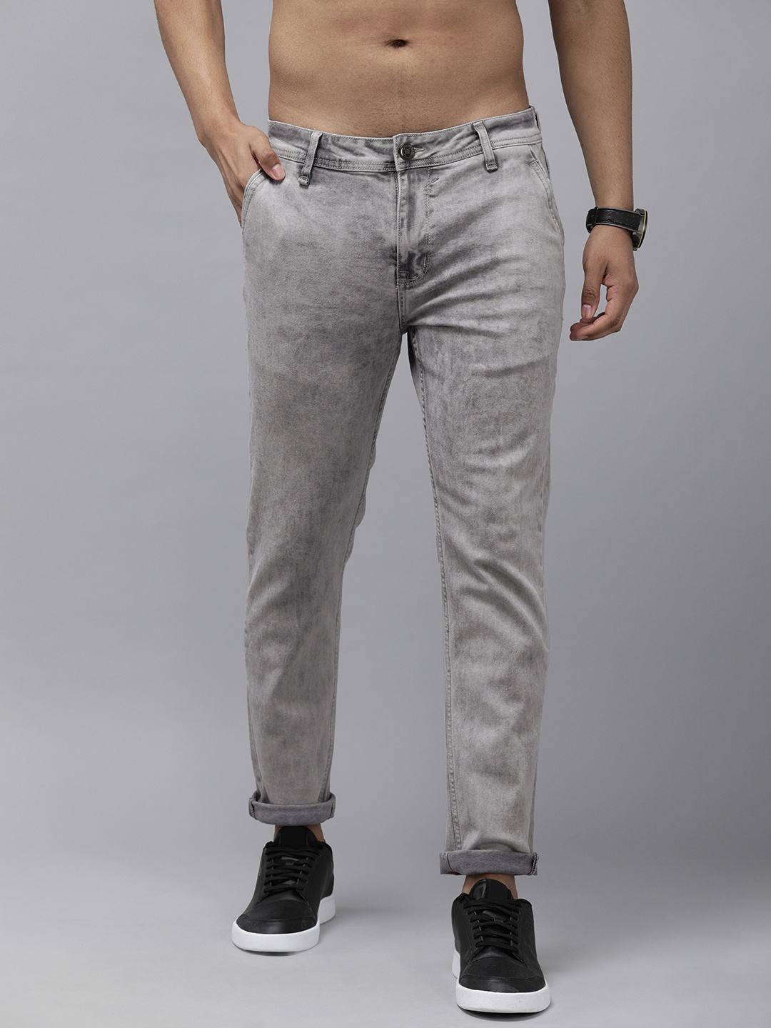 

The Roadster Lifestyle Co Men Grey Slim Fit Heavy Fade Mid-Rise Stretchable Jeans