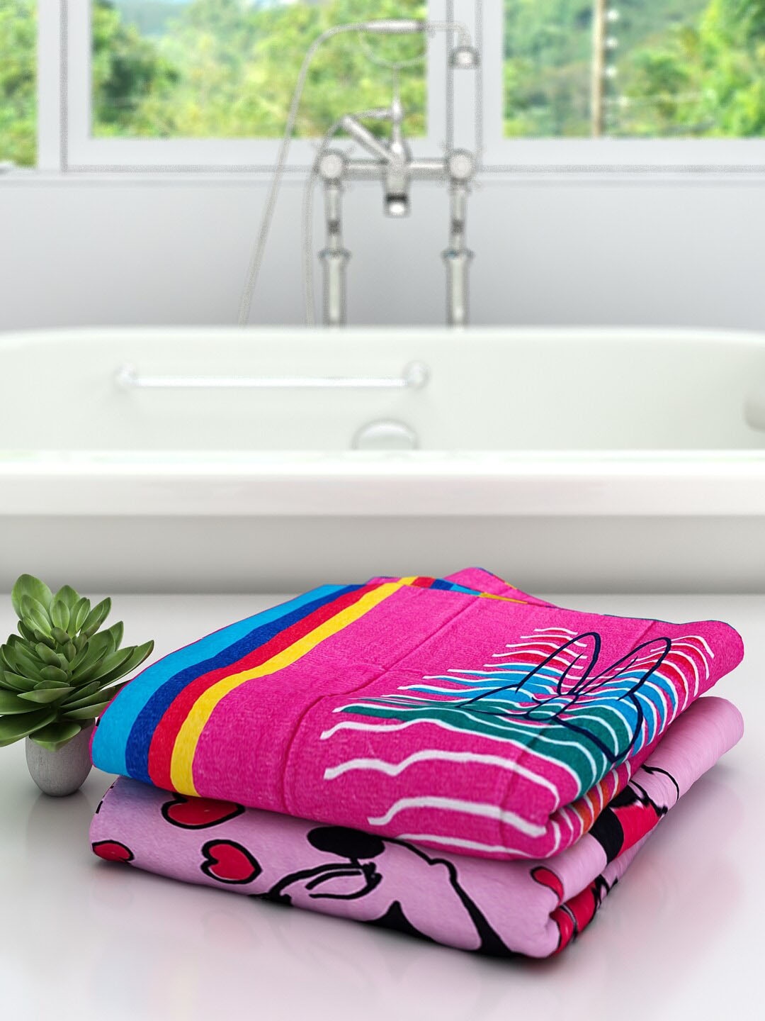 

Disney Unisex Set Of 2 Printed 300 GSM Bath Towels, Pink