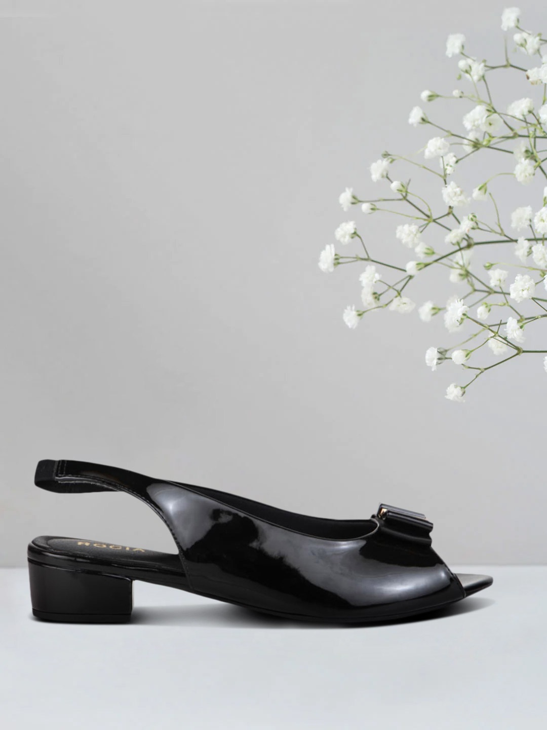 

Rocia Women Black Solid Mules