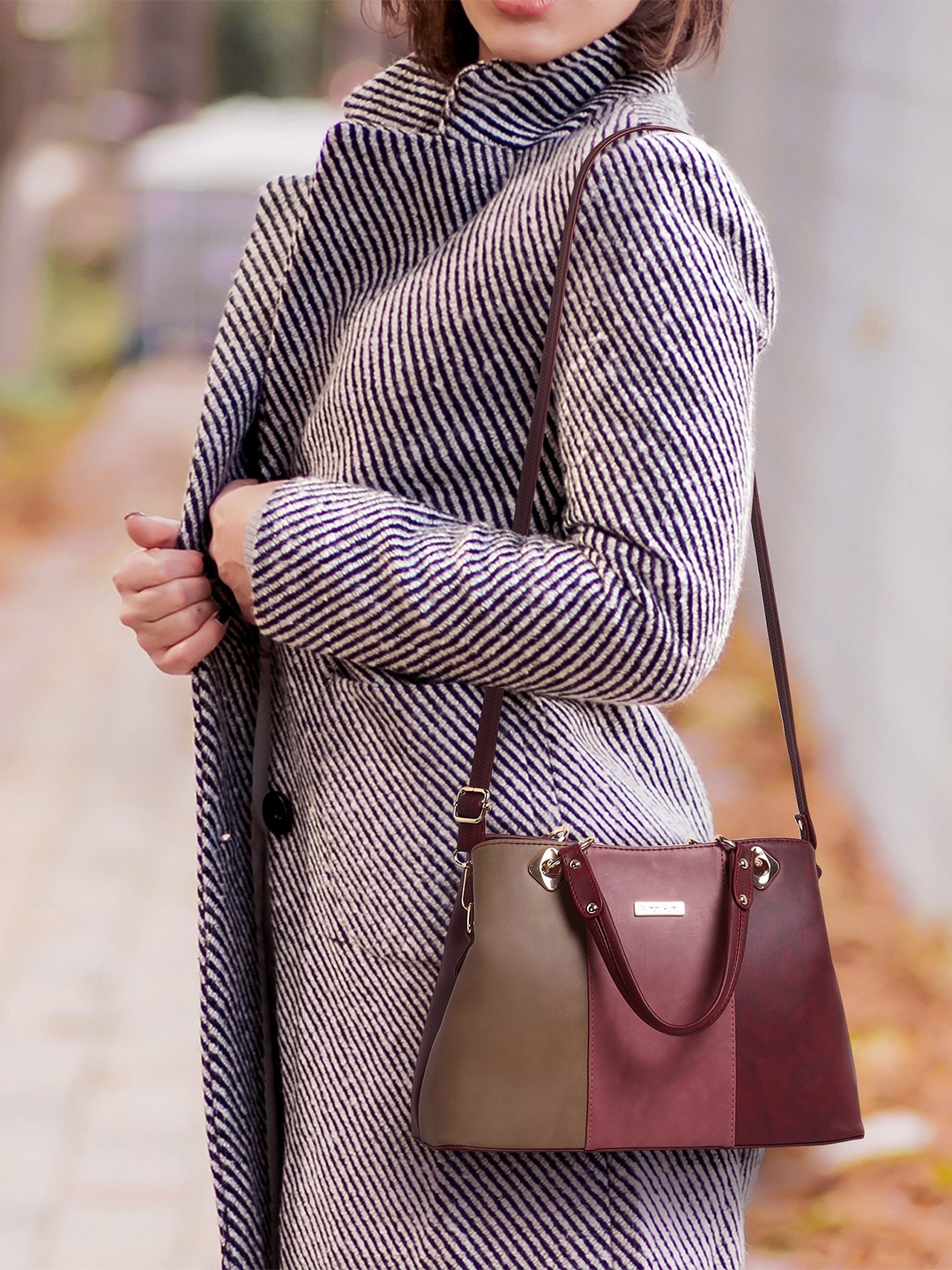 

WOMEN MARKS Maroon & Pink Colourblocked Shoulder Bag