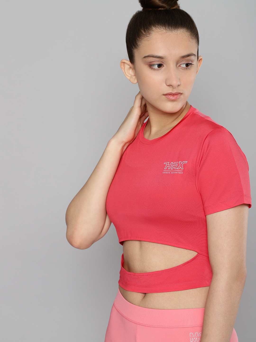 

HRX By Hrithik Roshan U-17 Girls Paradise Pink Antimicrobial Rapid-Dry Active T-shirt