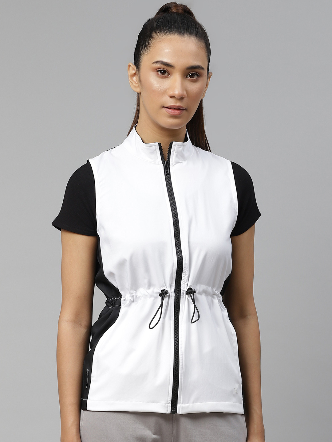 

HRX By Hrithik Roshan Women White Solid Rapid-Dry Anti-Static Lifestyle Jackets