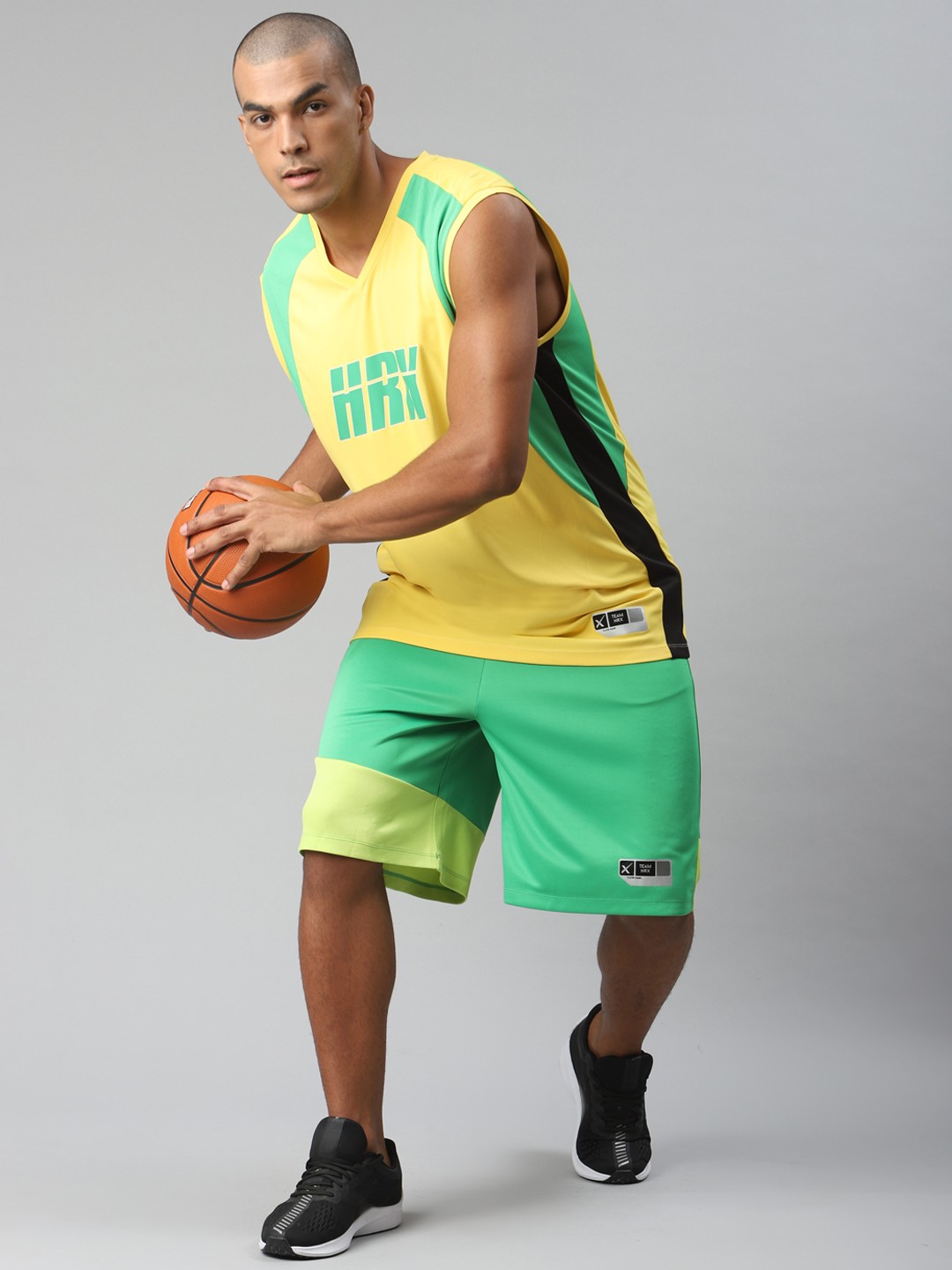 

HRX By Hrithik Roshan Men Aspen Gold Printed Anti-Static Rapid-Dry Basketball Tshirt, Yellow