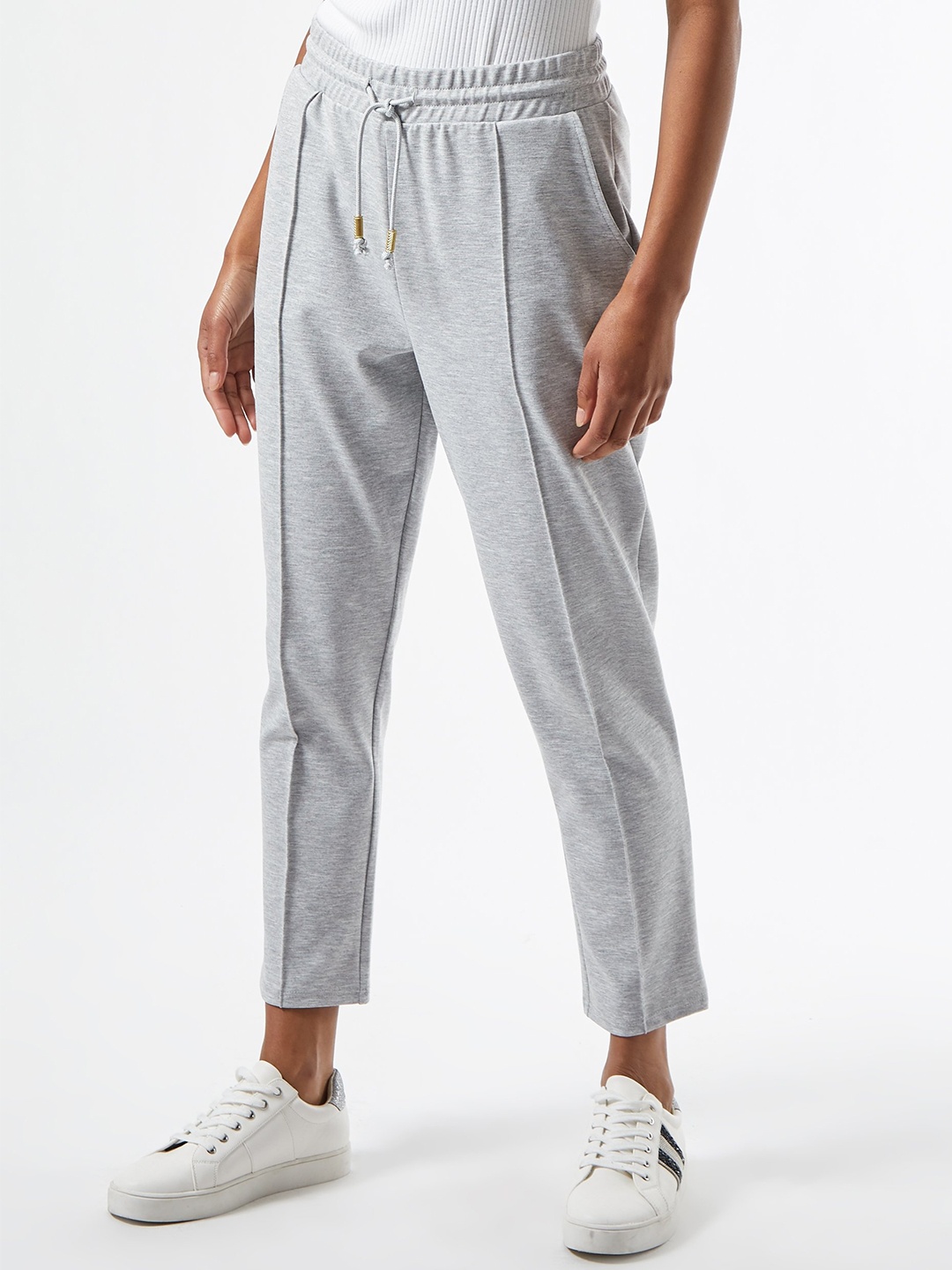 

DOROTHY PERKINS Women Grey Melange Regular Fit Solid Cropped Regular Trousers