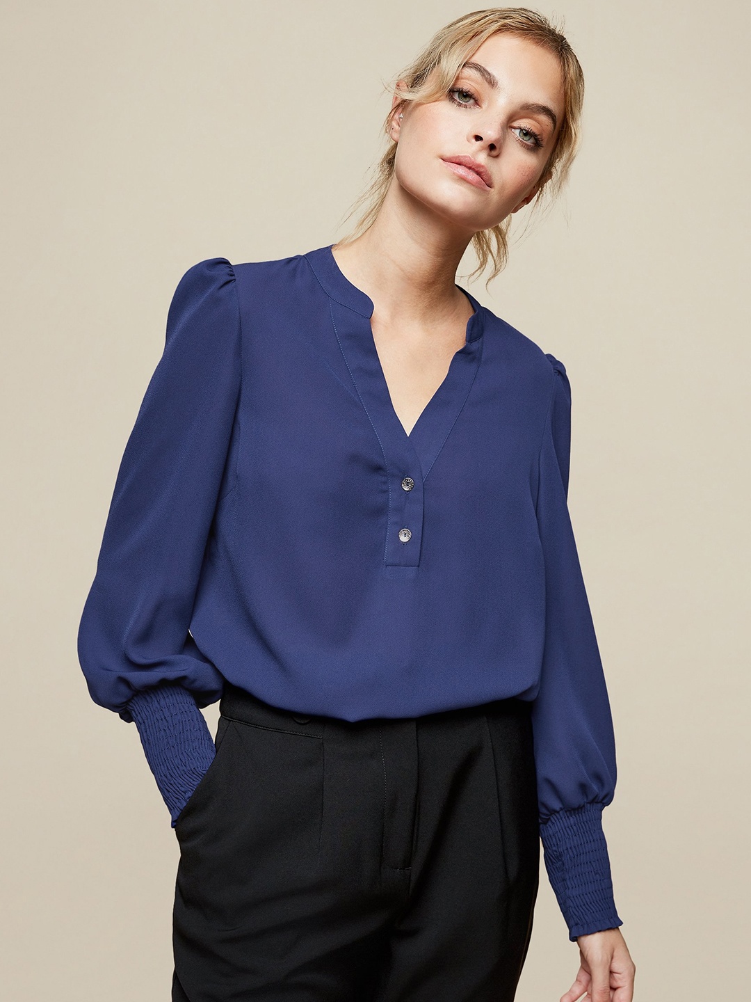 

DOROTHY PERKINS Petite Blue Mandarin Collar Puff Sleeves Solid Top