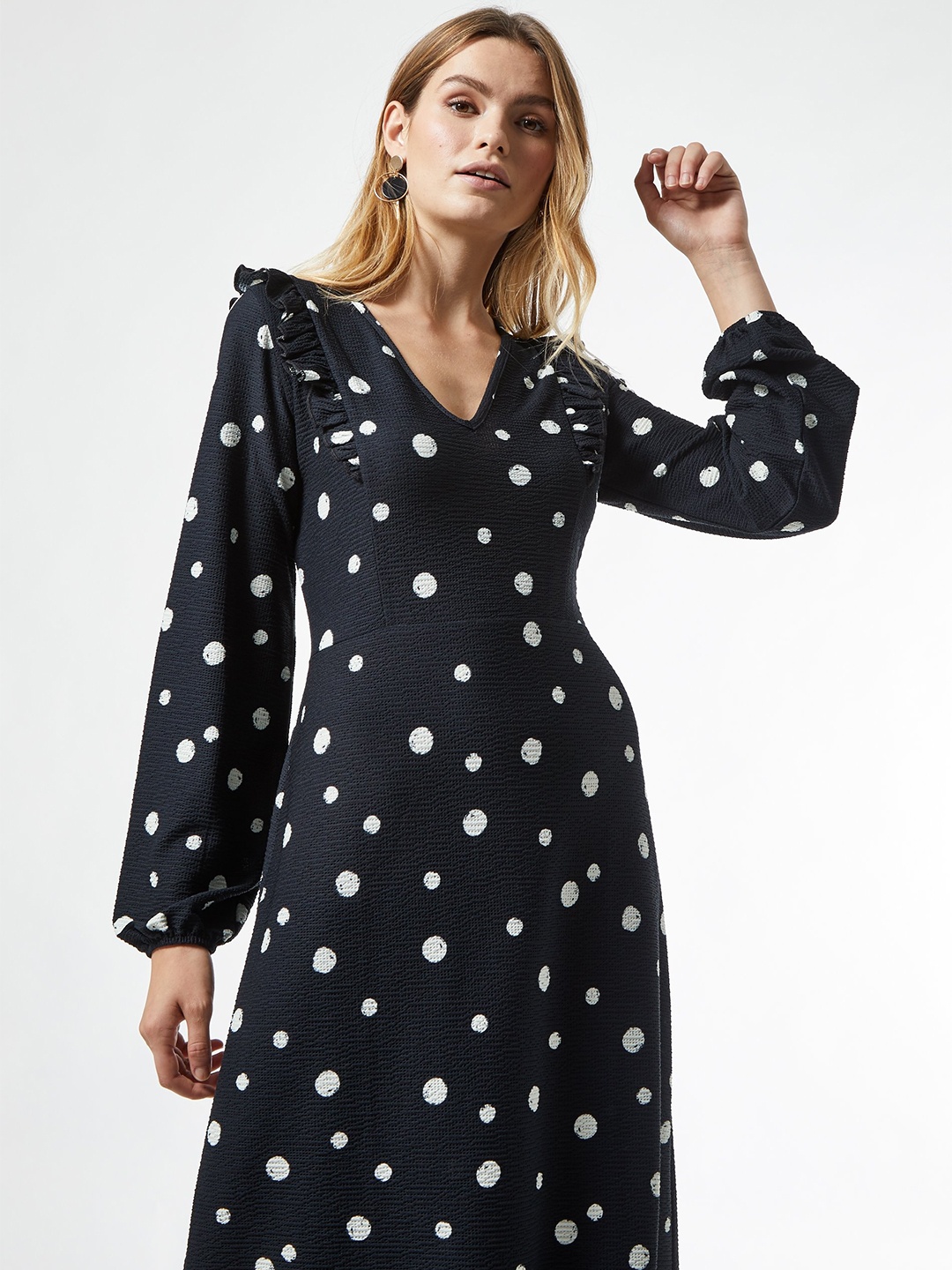

DOROTHY PERKINS Women Black & White Polka-Dot Print Ruffle A-Line Dress