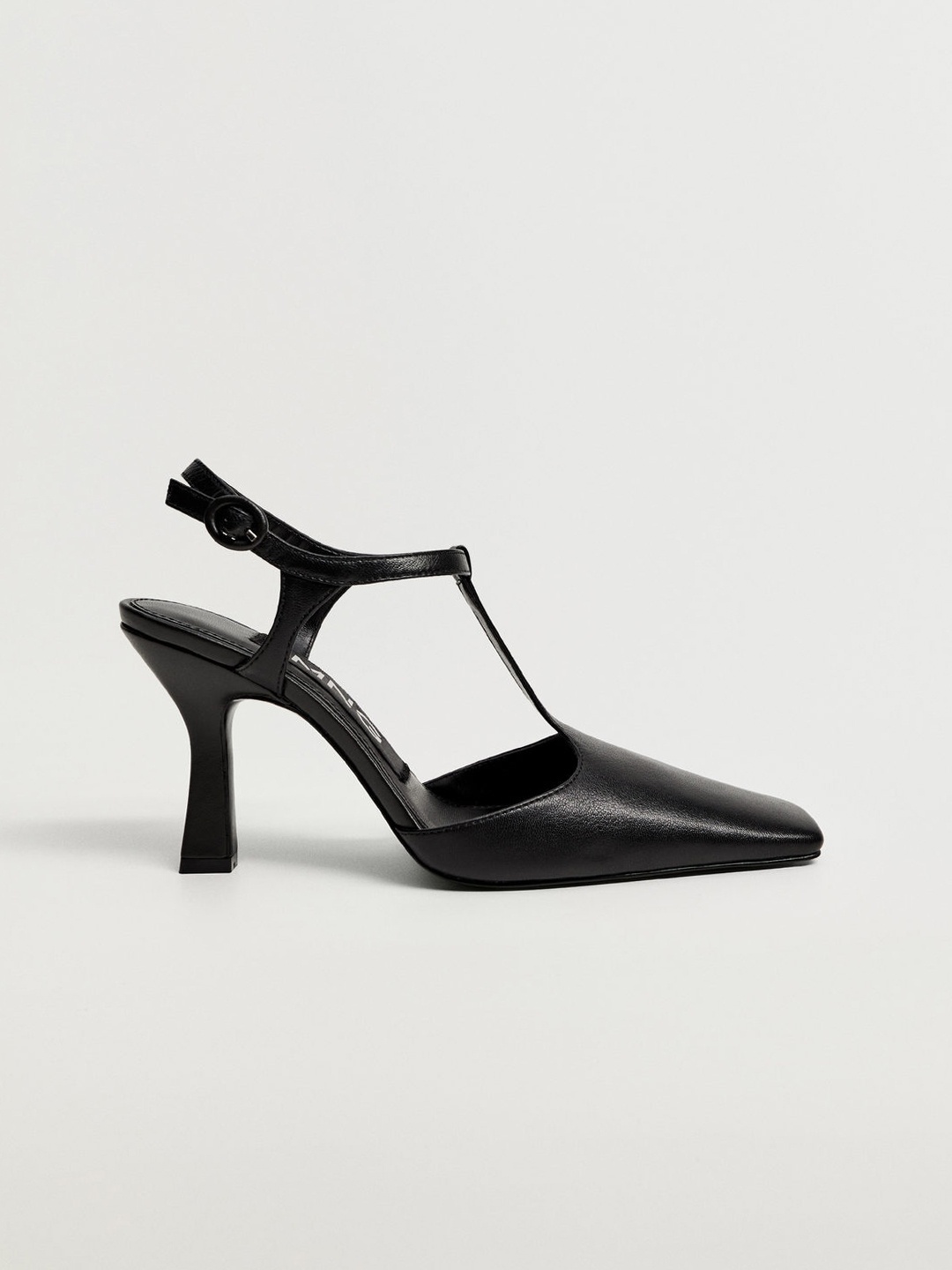 

MANGO Women Black Solid Sustainable Leather Pumps