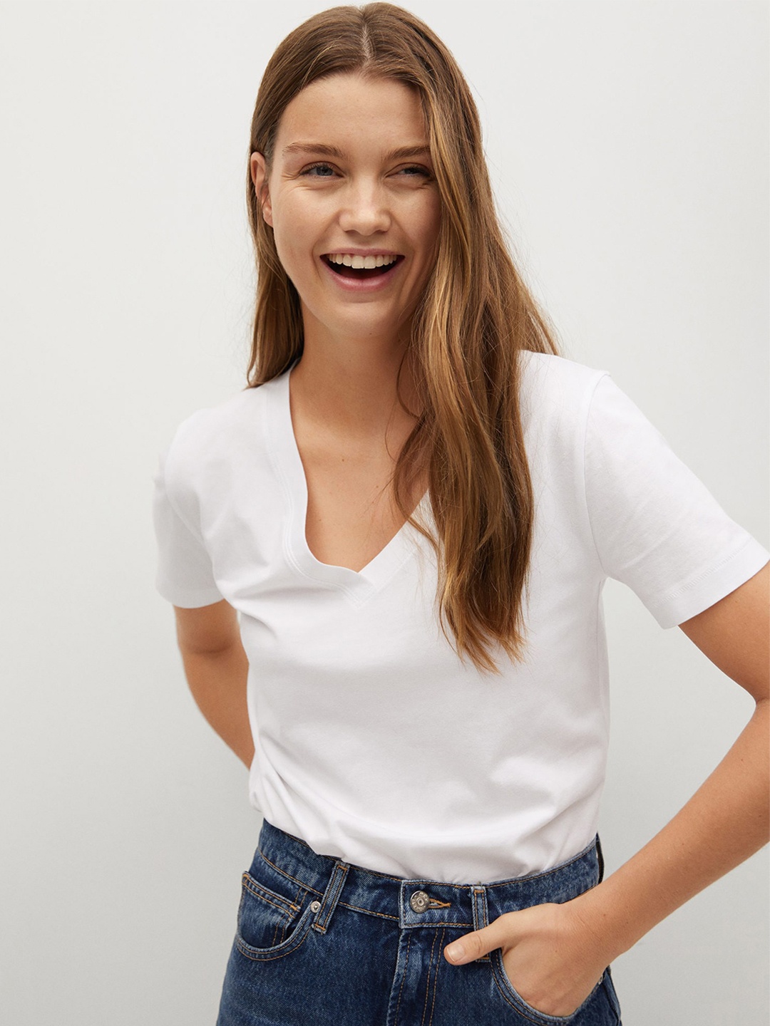 

MANGO Women White Solid V-Neck Organic Cotton Sustainable T-shirt