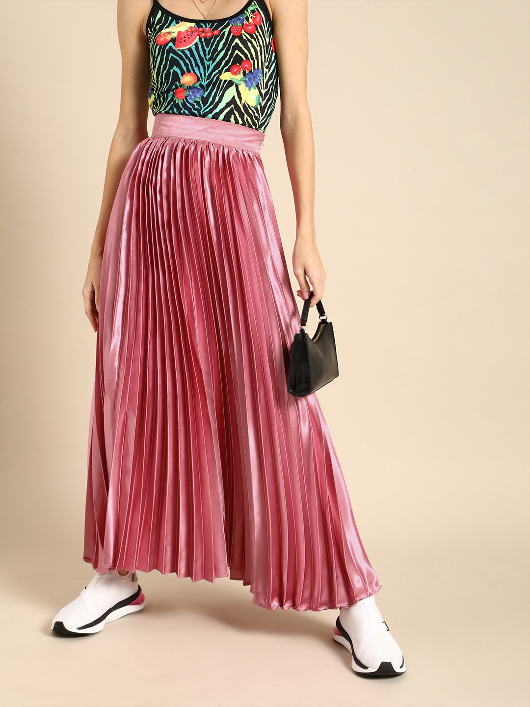 

SCORPIUS Women Pink Solid Accordion Pleated A-line Maxi Skirt