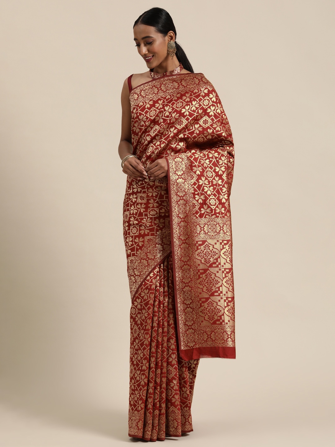 

SHAVYA Maroon & Gold-Toned Pure Silk Woven Design Saree