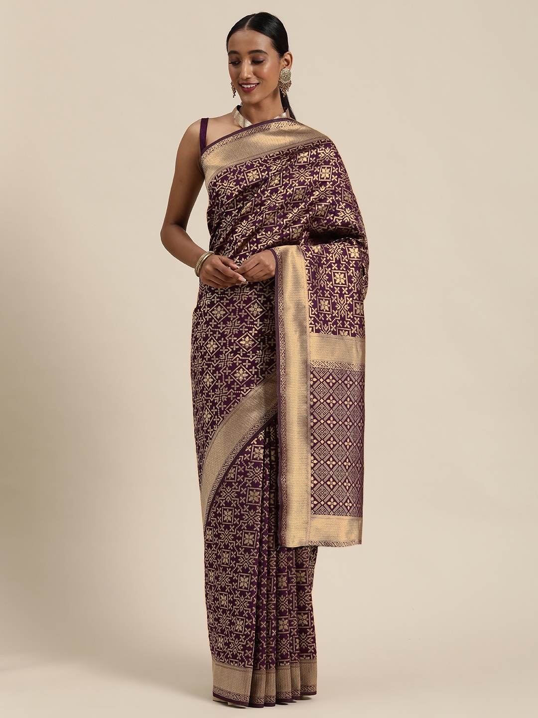 

SHAVYA Purple & Gold-Toned Pure Silk Woven Design Saree