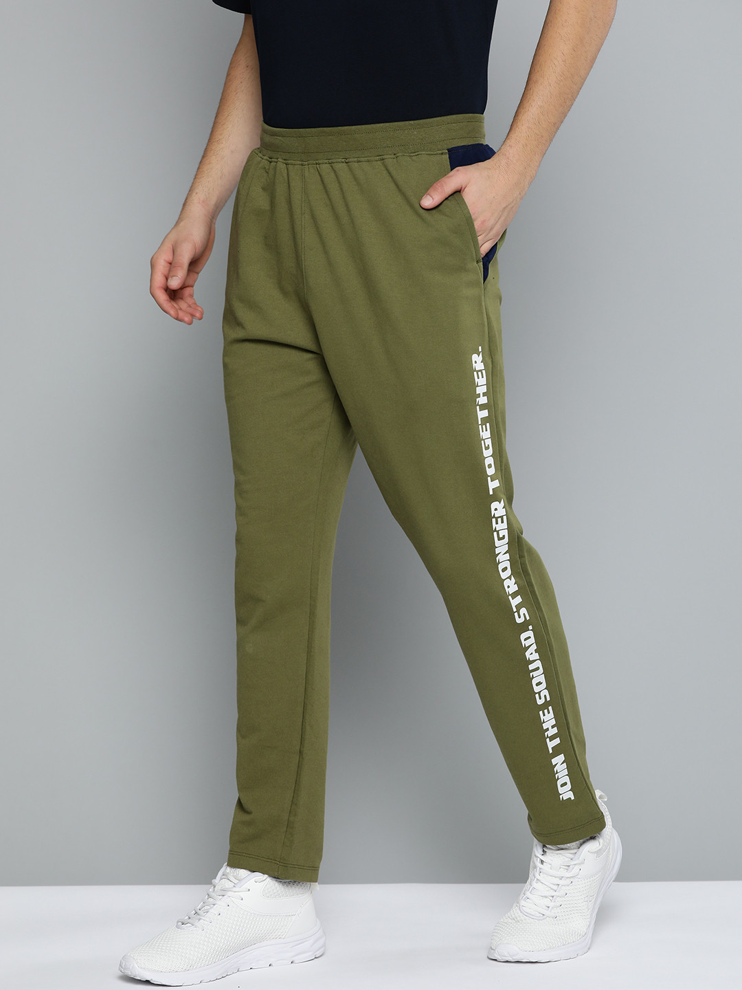 

HRX By Hrithik Roshan Men Avocado Typographic Slim Fit Bio-Wash Lifestyle Track Pants, Olive