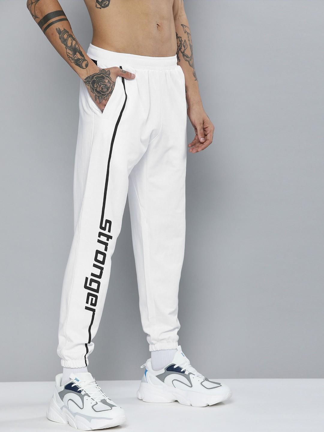

HRX By Hrithik Roshan Men Optic White Typographic Regular Fit Bio-Wash Lifestyle Joggers