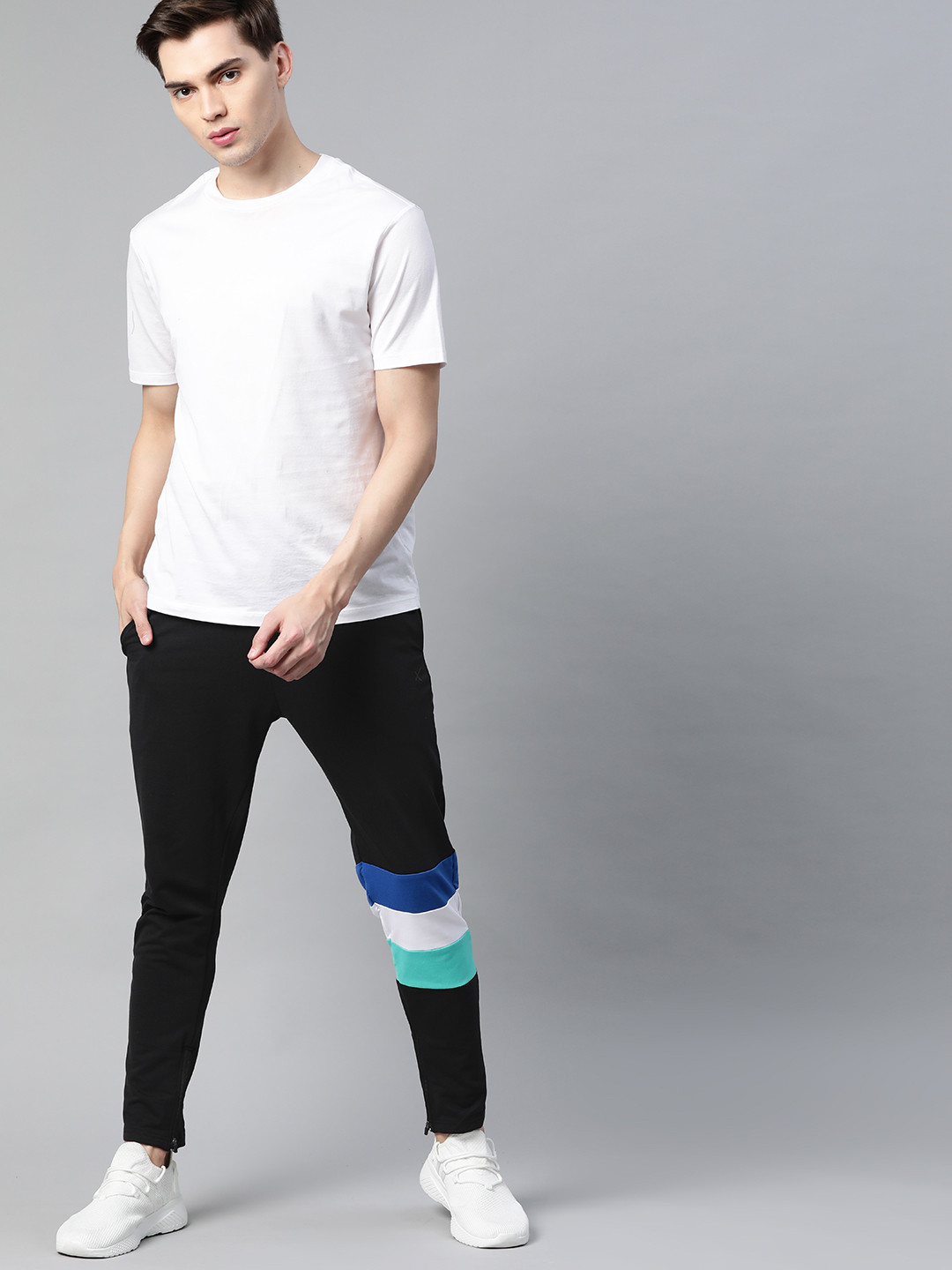 

HRX By Hrithik Roshan Men Jet Black Solid Slim Fit Bio-Wash Lifestyle Track Pants