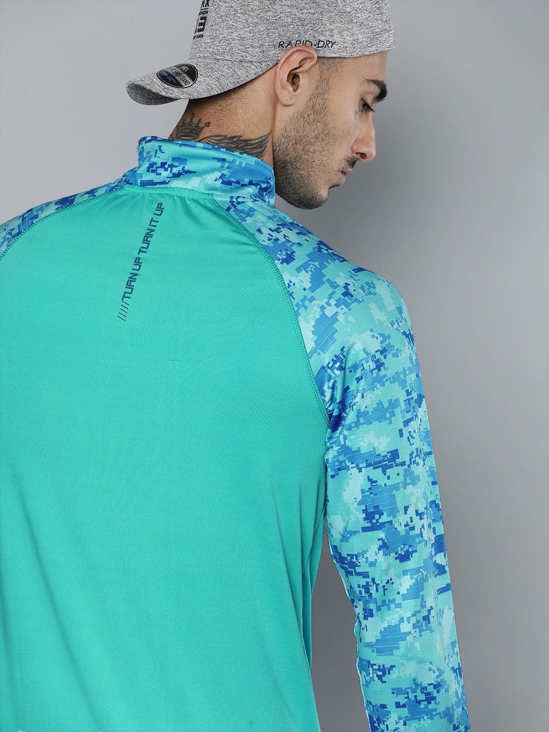 

HRX by Hrithik Roshan Men Blue Printed High Neck Running T-shirt