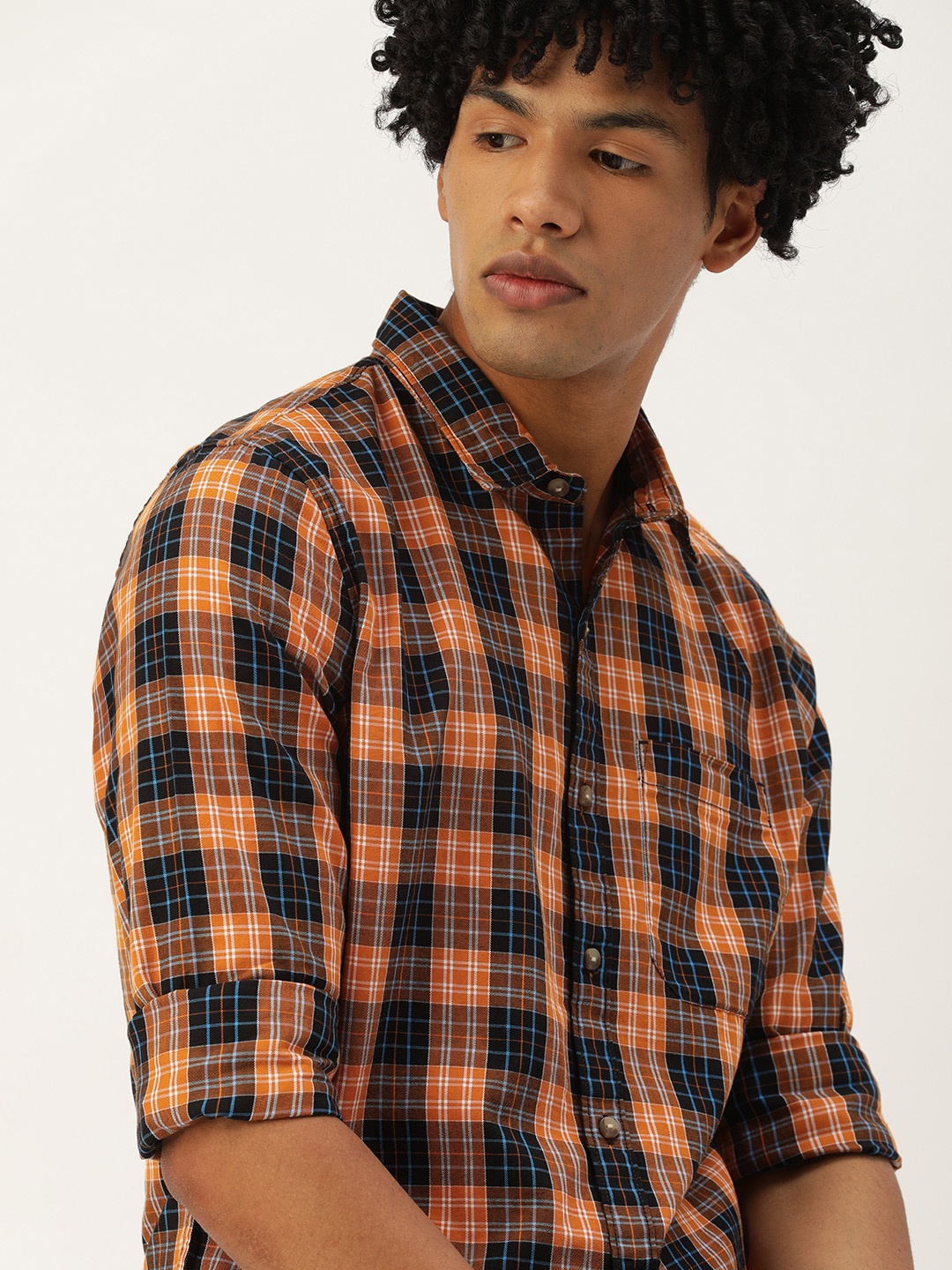 

SINGLE Men Orange & Black Slim Fit Checked Casual Shirt