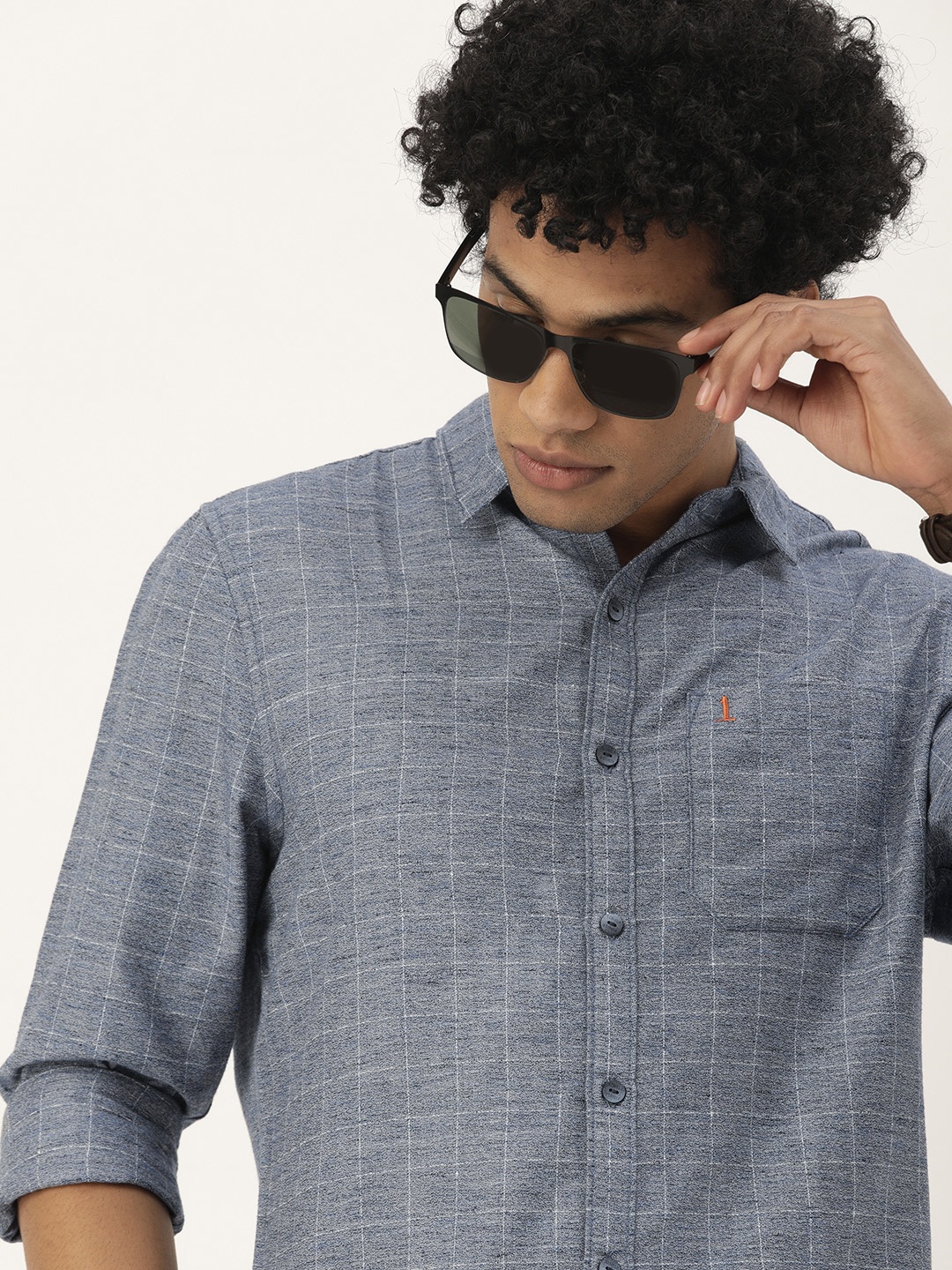 

SINGLE Men Blue Slim Fit Checked Casual Shirt