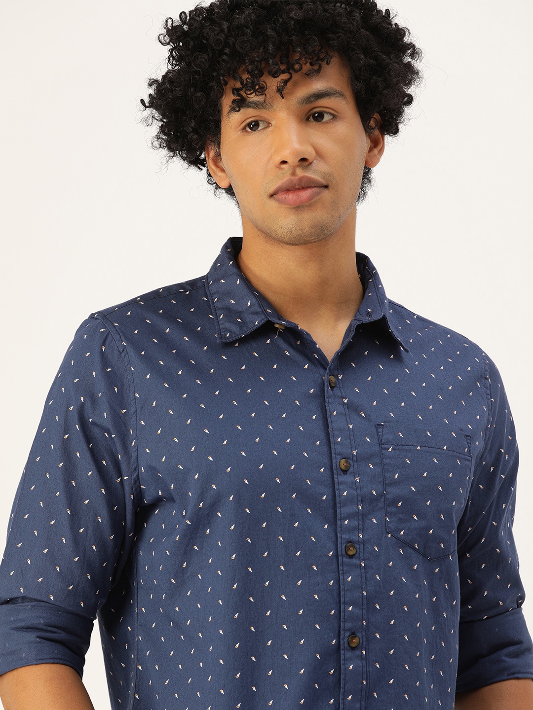 

SINGLE Men Navy Blue & White Cotton Slim Fit Micro Floral Print Casual Shirt