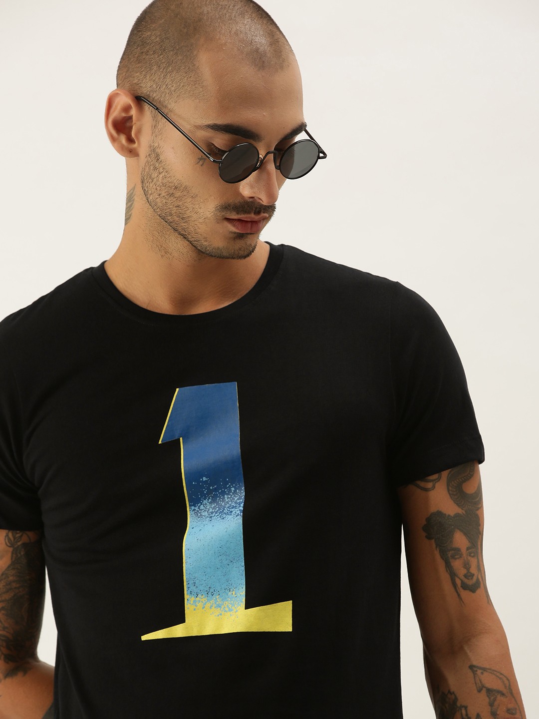 

SINGLE Men Black & Blue Printed Slim Fit T-shirt