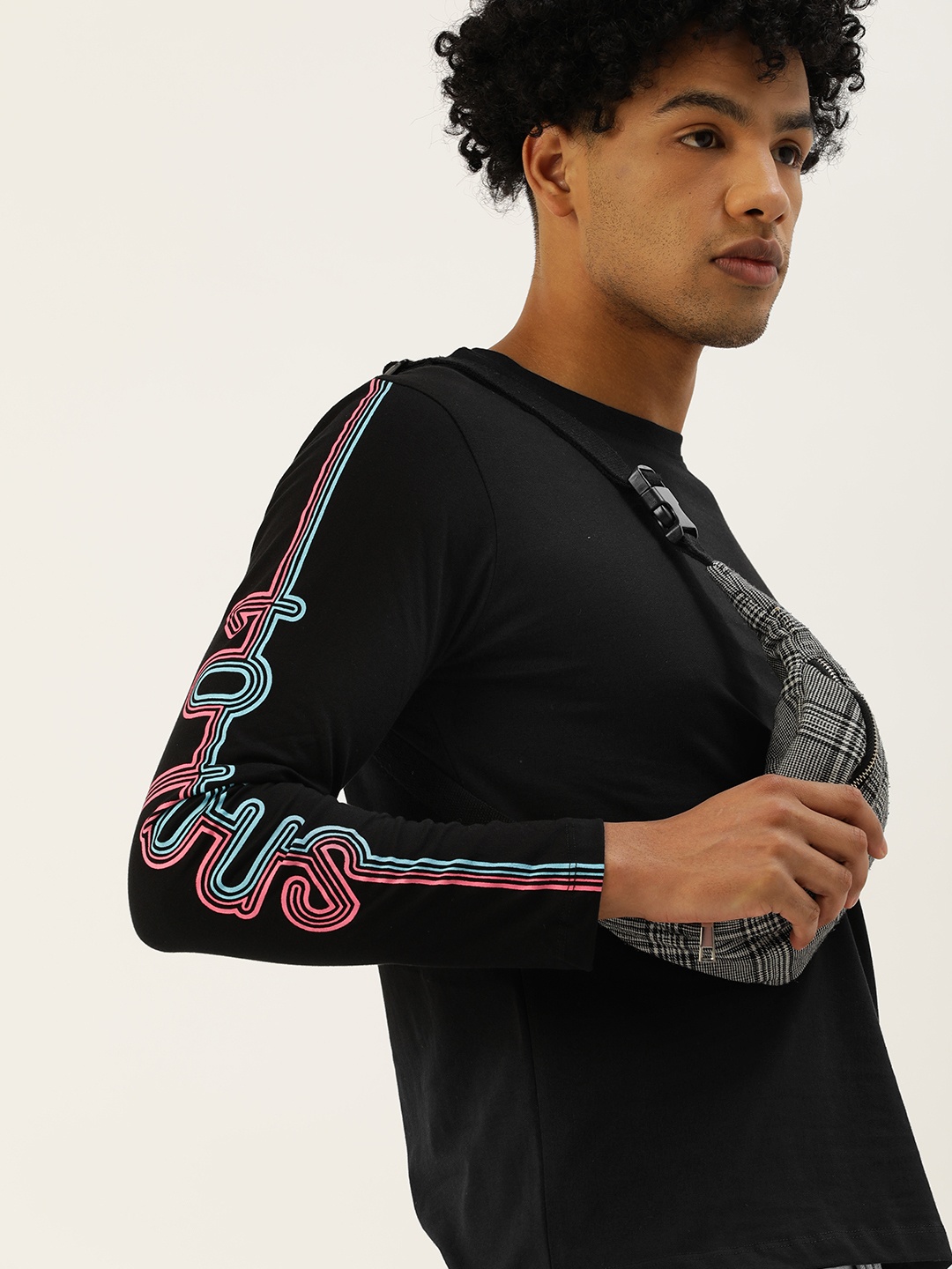 

SINGLE Men Black T-shirt with Printed Detailing