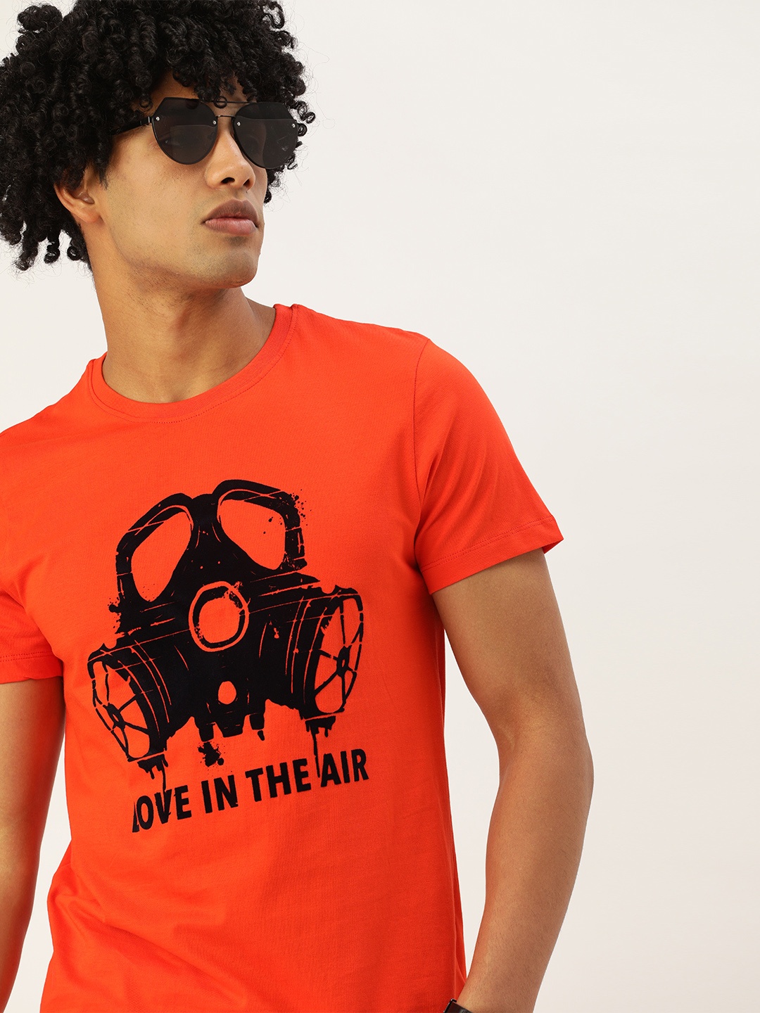 

SINGLE Men Orange & Black Pure Cotton Slim Fit Printed Round Neck T-shirt