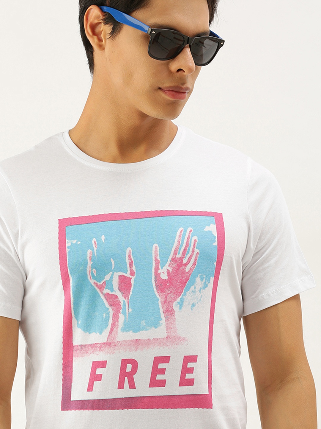 

SINGLE Men White Typography Printed Slim Fit Pure Cotton T-shirt