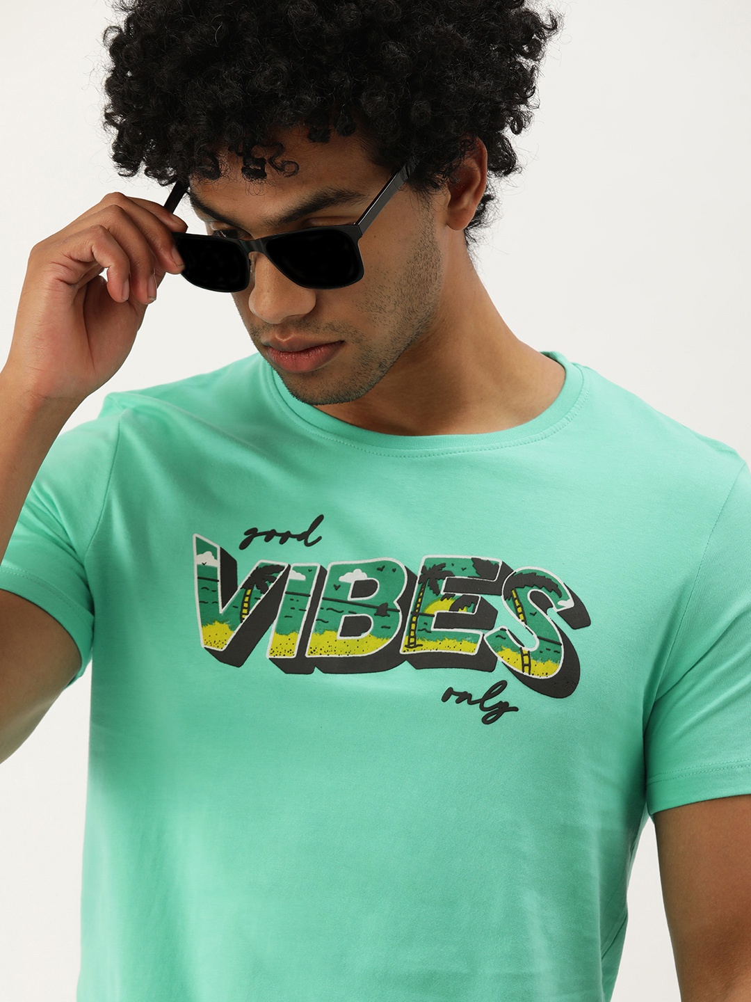

SINGLE Men Blue & Black Typography Printed Round Neck Pure Cotton T-shirt