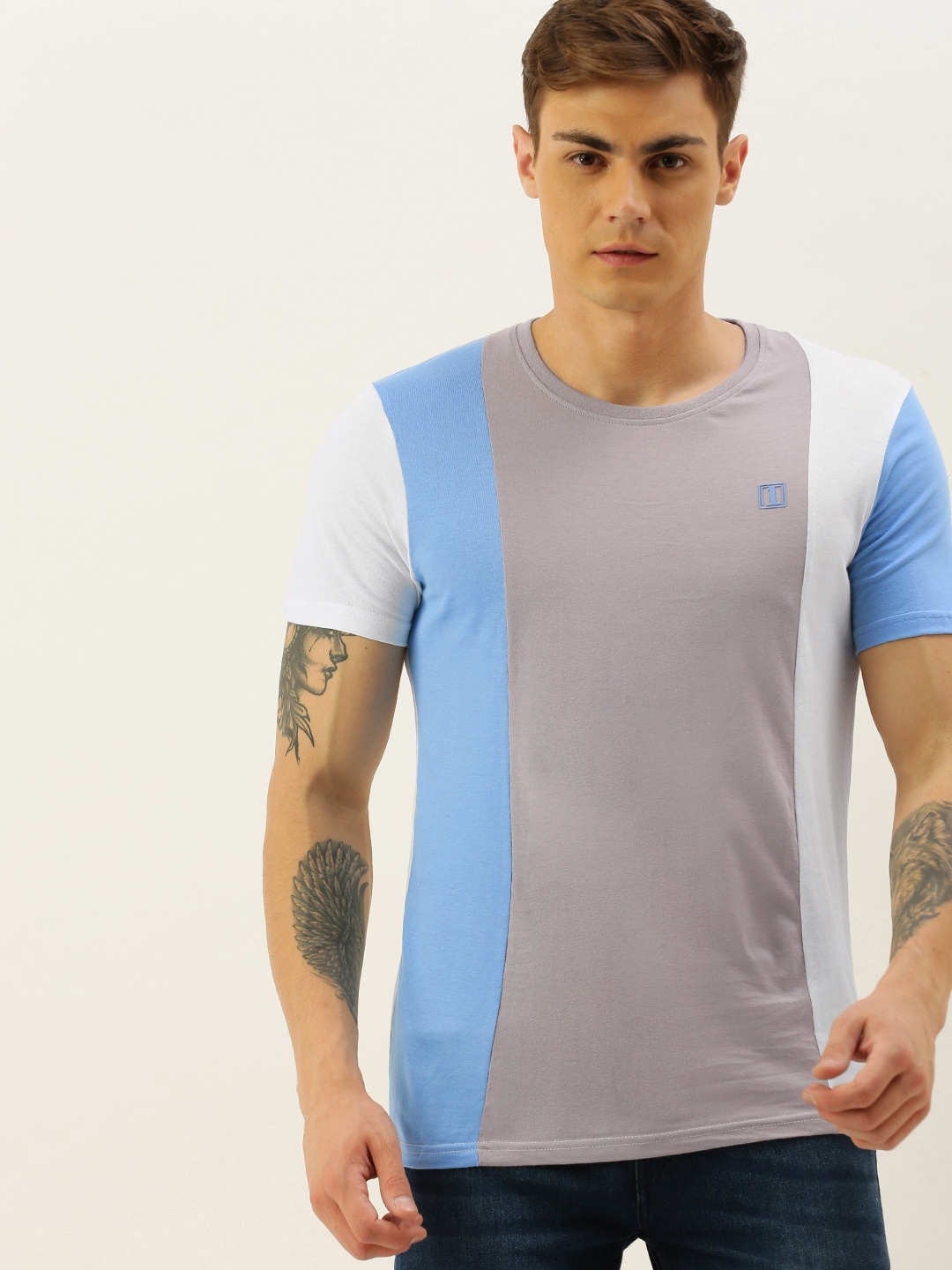 

SINGLE Men Blue Colourblocked Slim Fit Round Neck Pure Cotton T-shirt