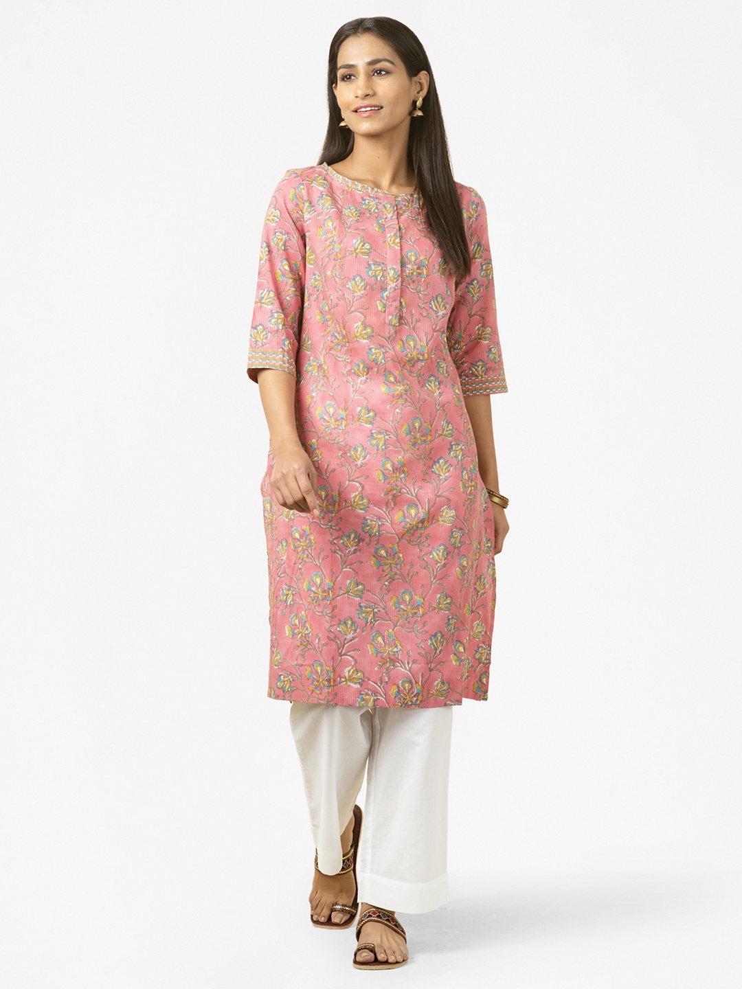 

Fabindia Women Pink & Blue Slim Fit Hand Block Printed Pure Cotton Straight Kurta