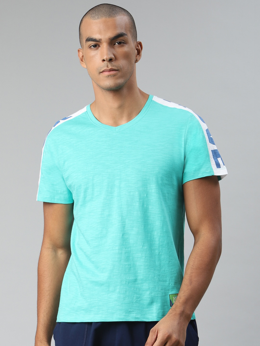 

HRX By Hrithik Roshan Men Pool Green Optic White Solid Bio-Wash Lifestyle Tshirt