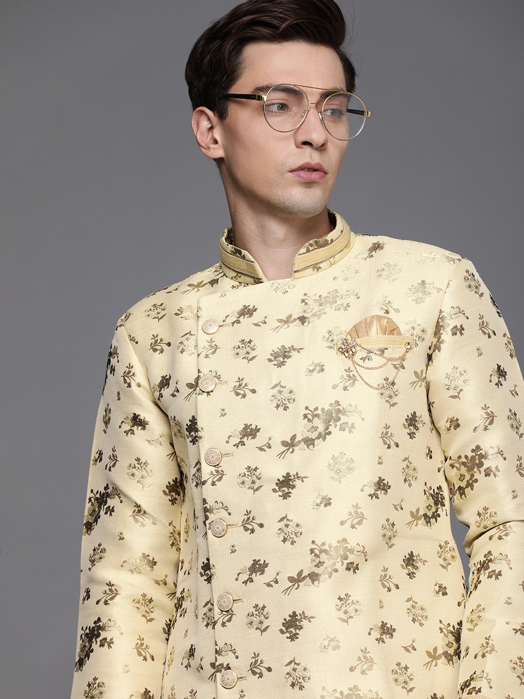 

Manyavar Men Beige Ethnic Motifs Self Design Kurta with Dhoti Pants