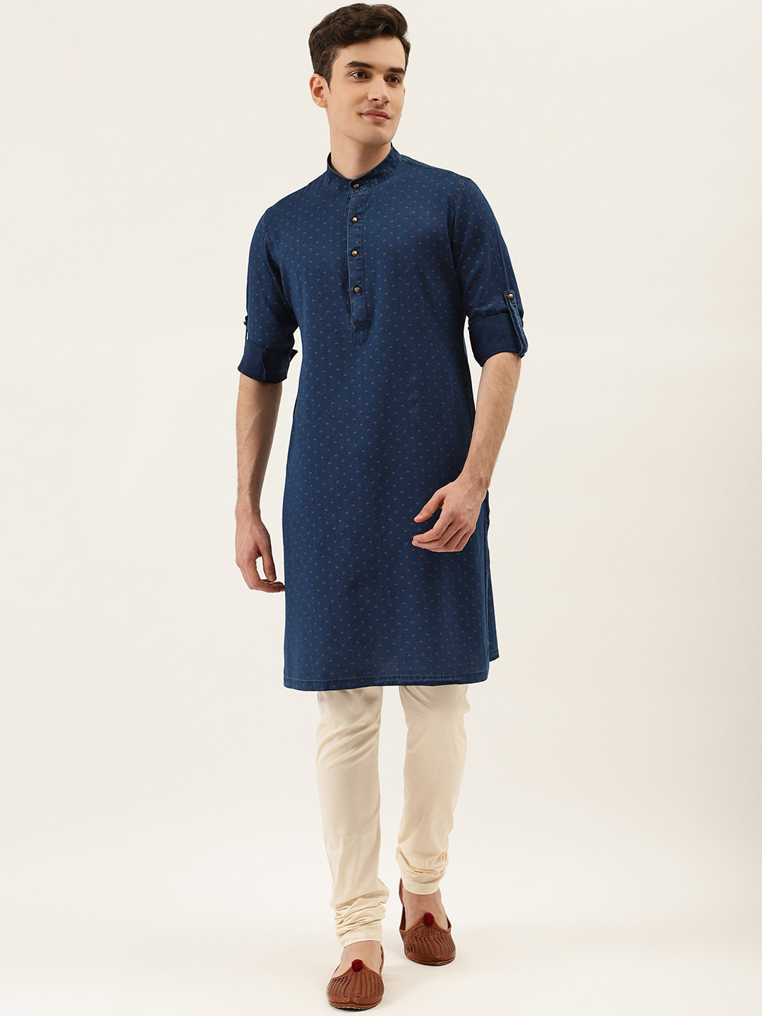

Manyavar Men Navy Blue & Mustard Yellow Floral Woven Design Kurta