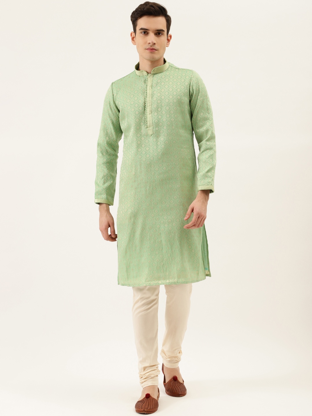 

Manyavar Men Green & Golden Woven Design Kurta with Churidar