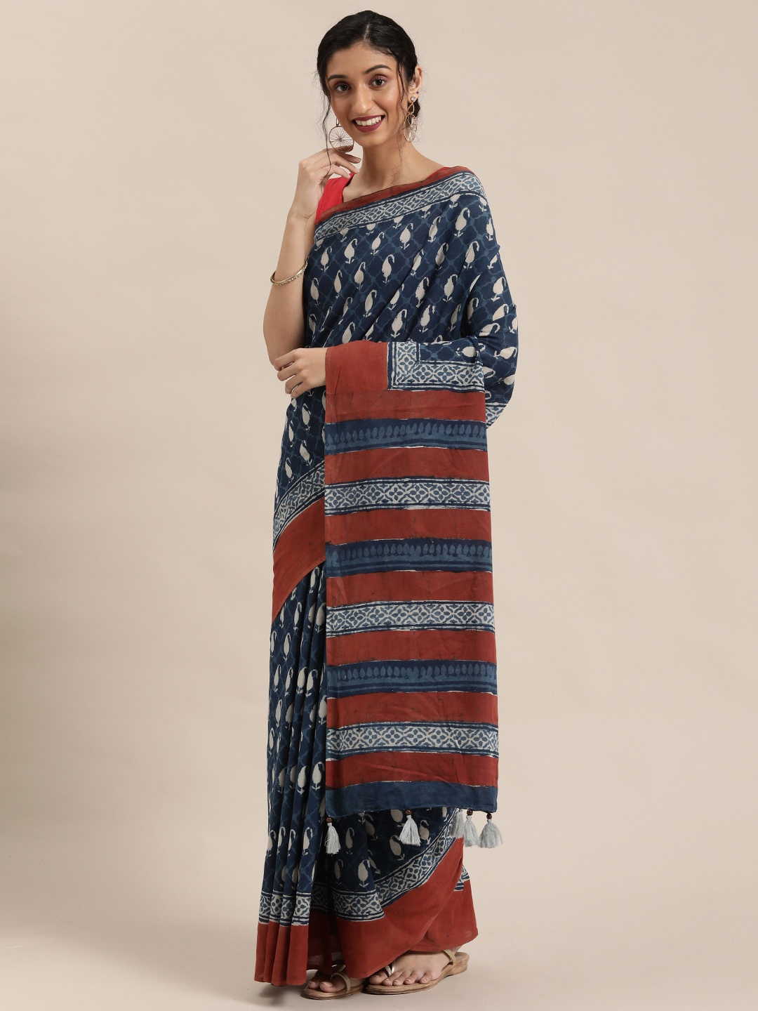 

Geroo Jaipur Blue and Black Indigo Bagru Hand Block Printed Pure Cotton Sustainable Saree, Navy blue