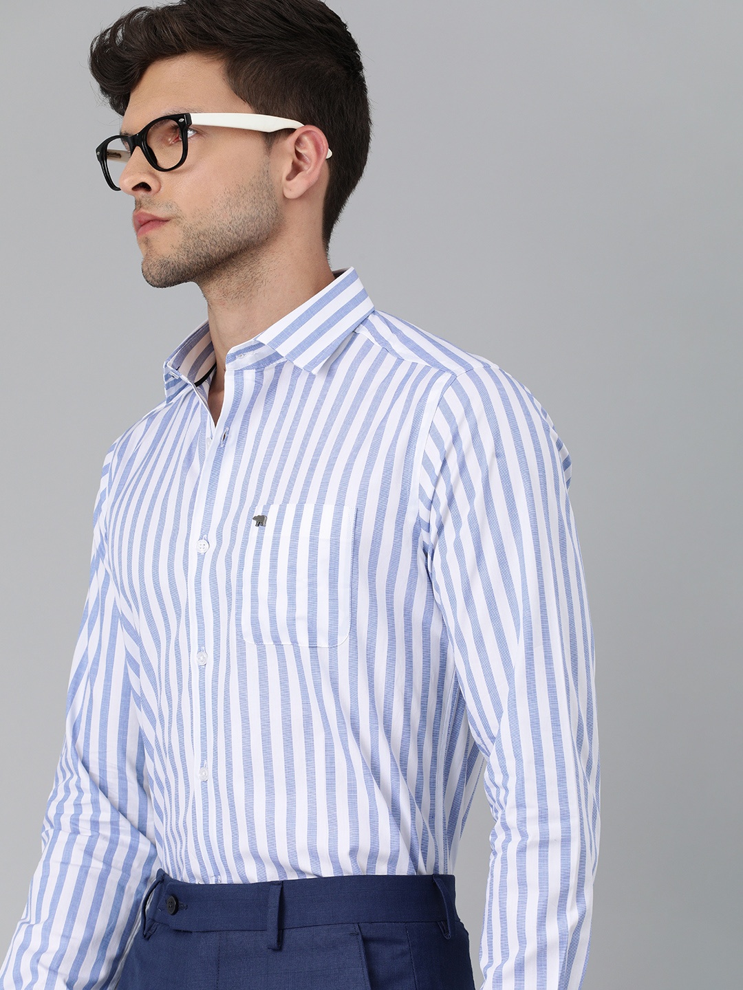 

THE BEAR HOUSE Men Blue & White Slim Fit Striped Formal Shirt