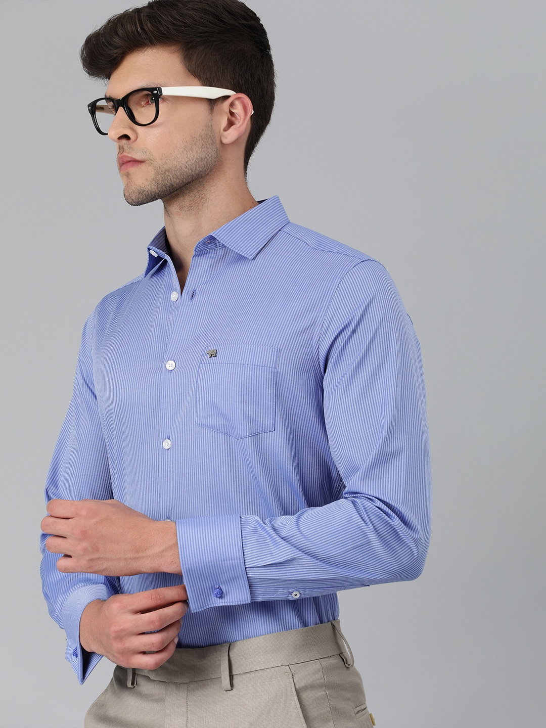 

THE BEAR HOUSE Men Blue Slim Fit Striped Pure Cotton Formal Shirt