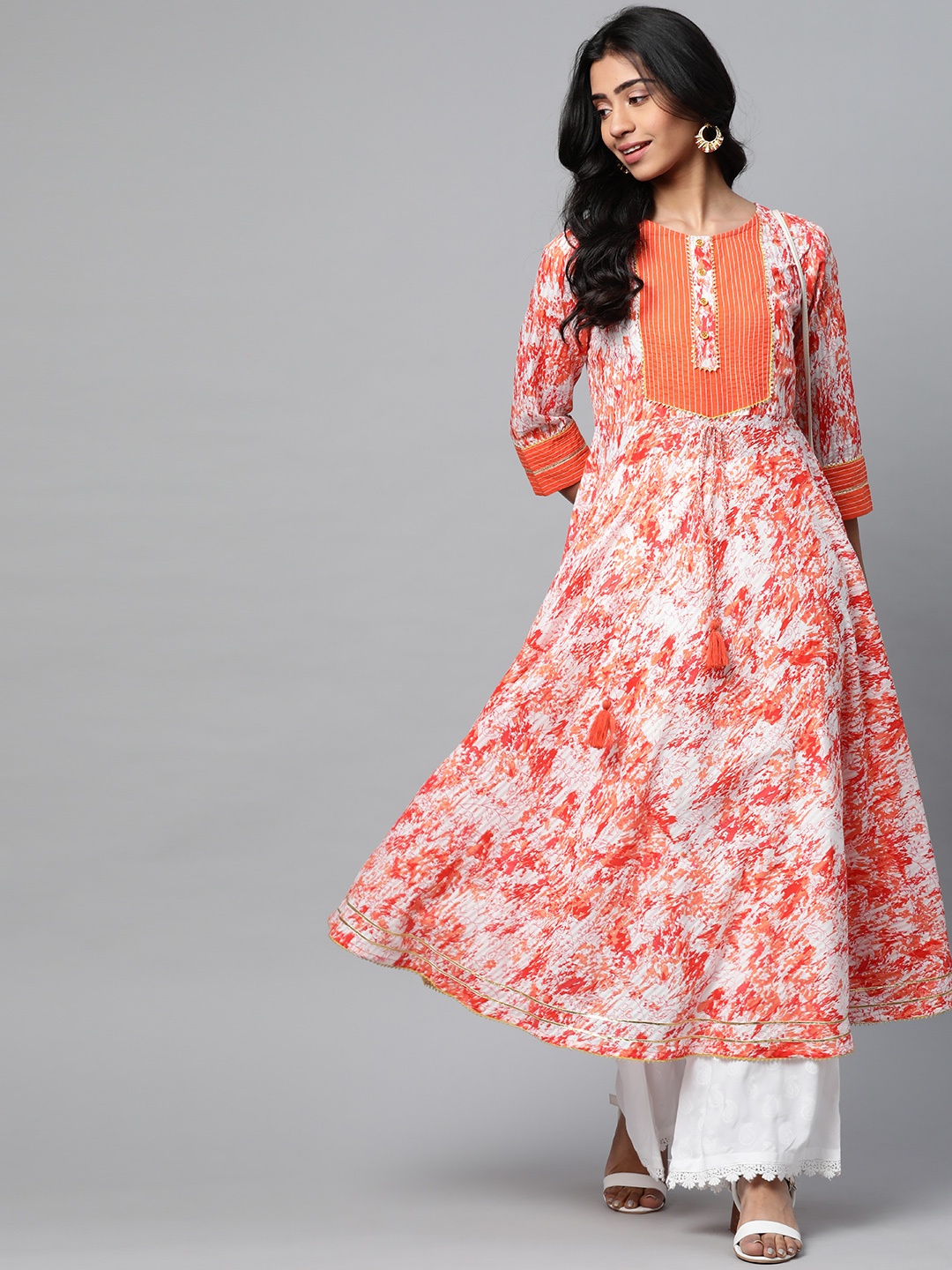 

Yash Gallery Women Orange & Off-White Abstract Printed A-Line Kurta