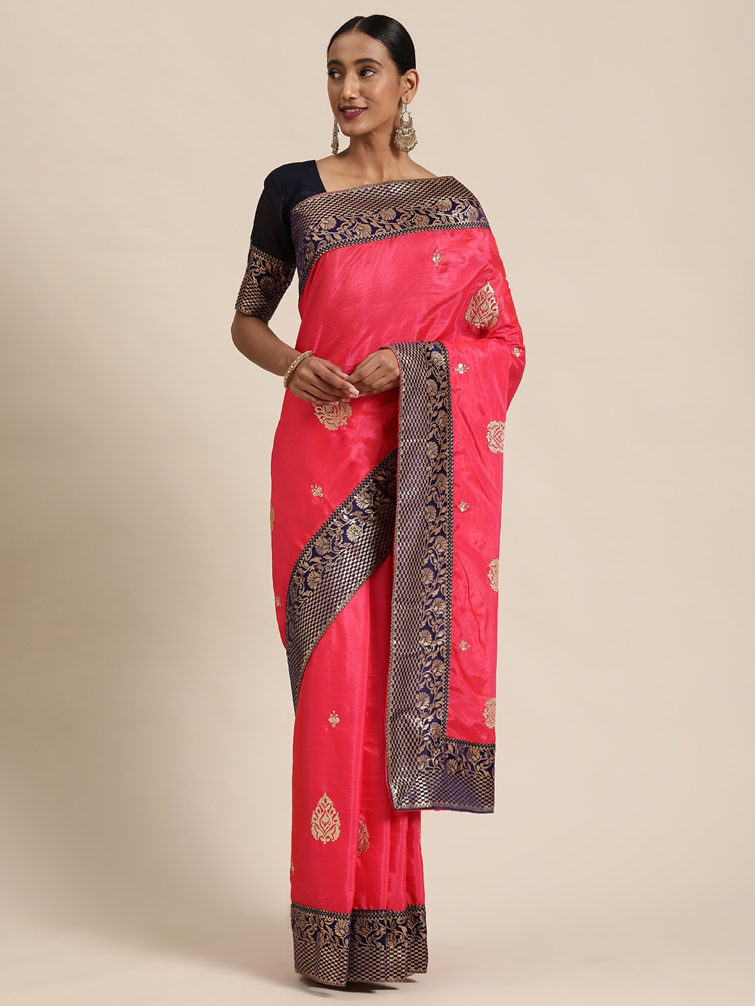 

LADUSAA Pink & Gold-Toned Embroidered Saree