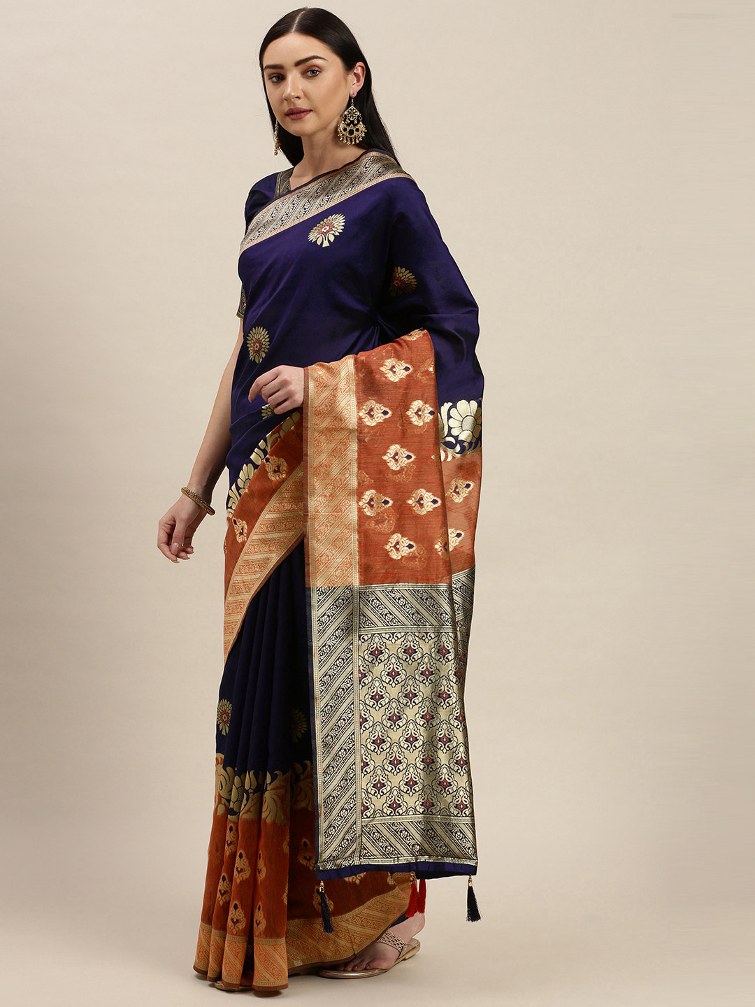 

Mitera Navy Blue Woven Design Maheshwari Saree