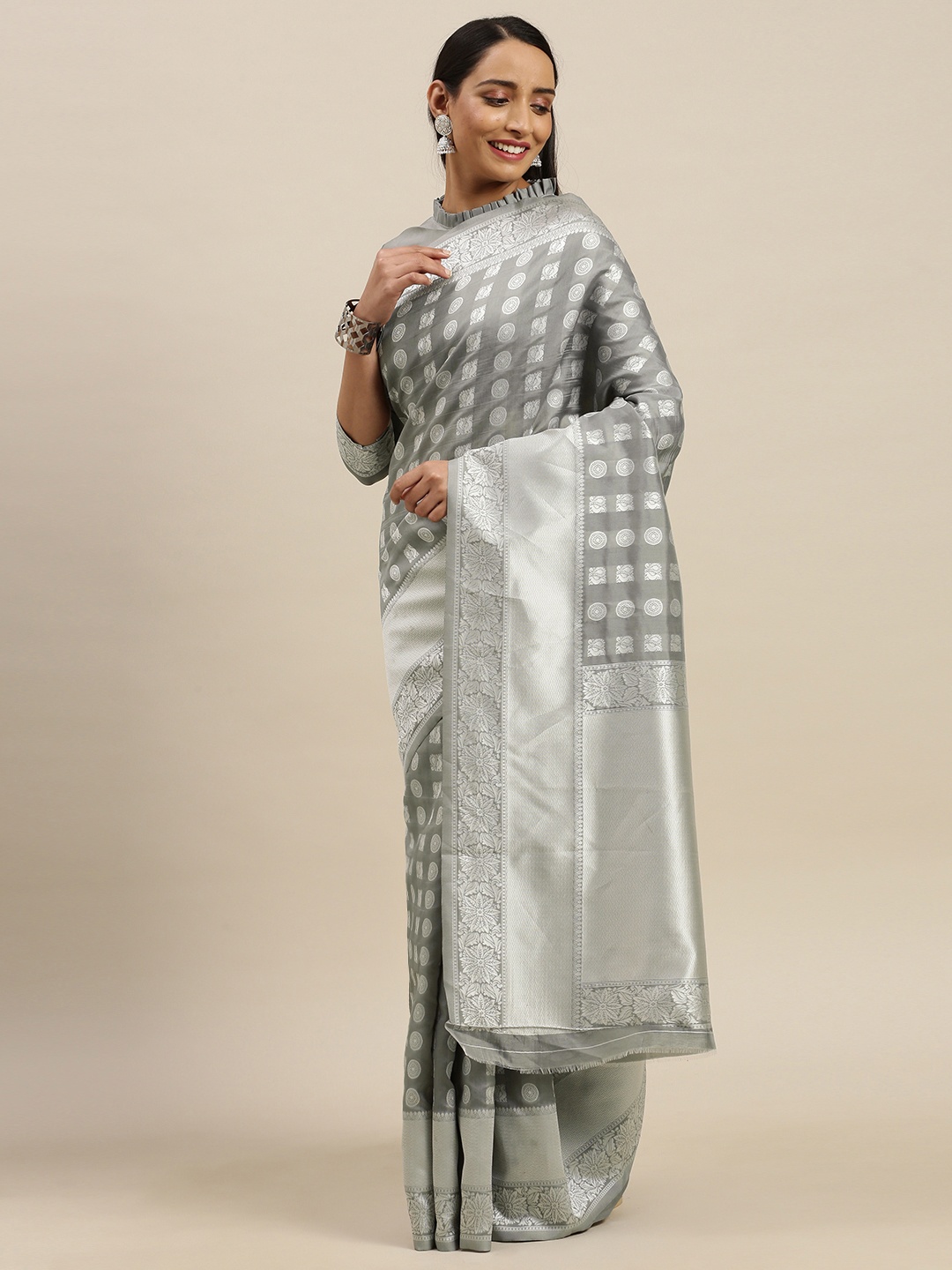 

Mitera Grey & Silver-Coloured Pure Silk Woven Design Kota Saree