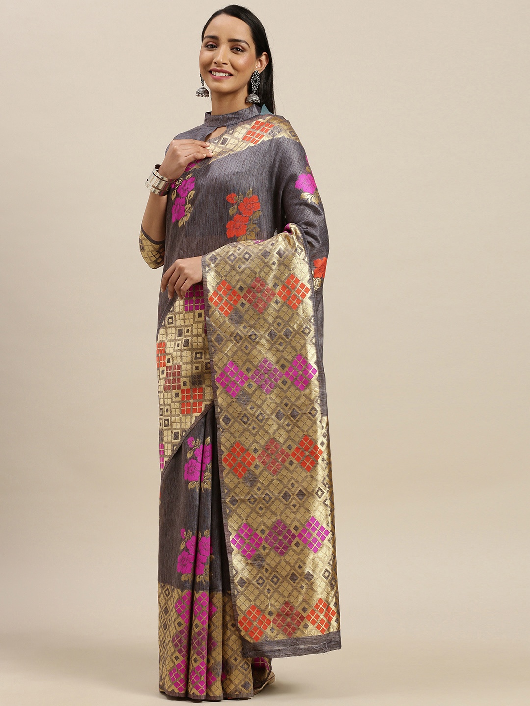 

Mitera Grey & Gold-Toned Silk Cotton Woven Design Kanjeevaram Saree