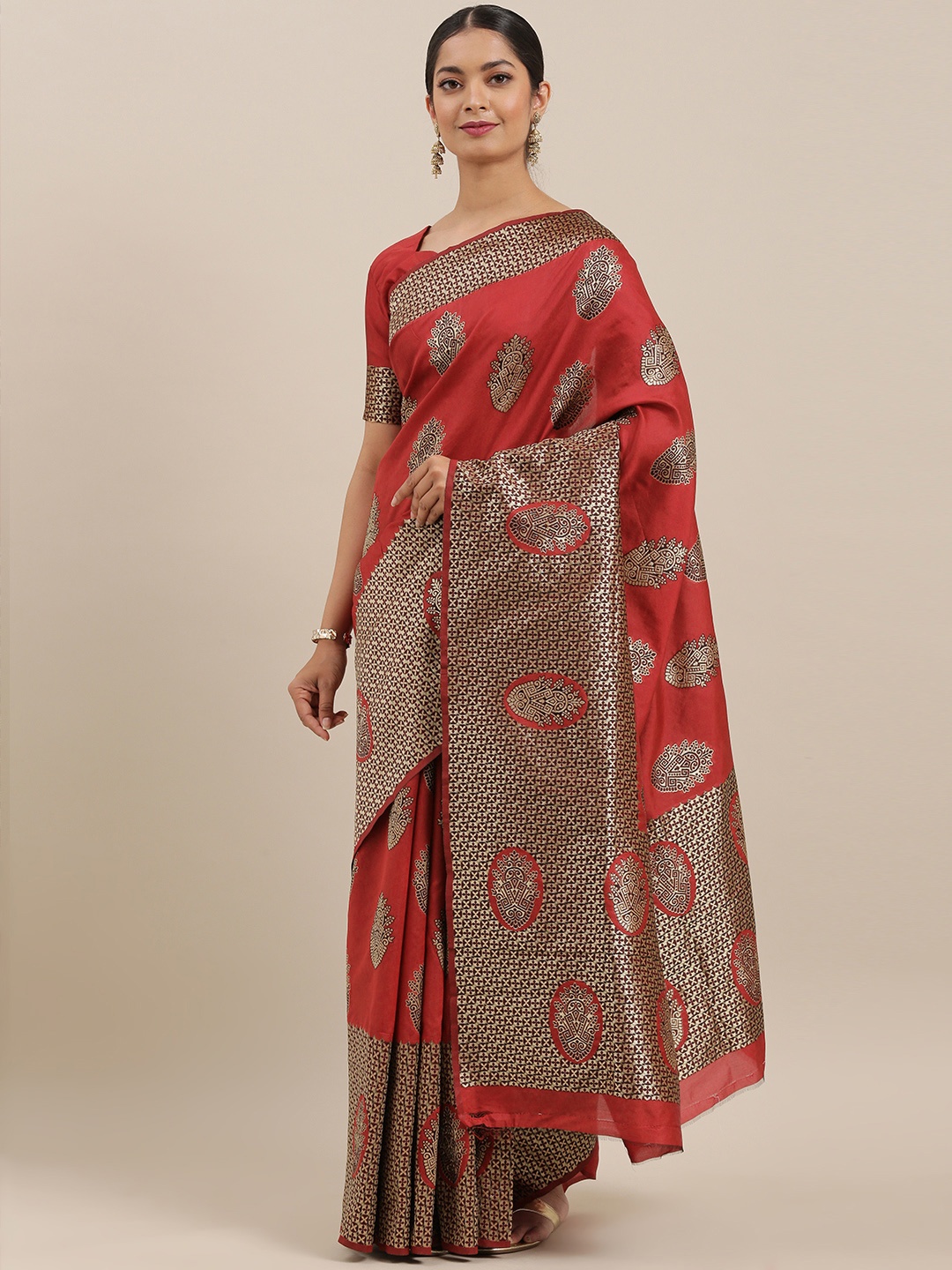 

Mitera Maroon & Gold-Toned Silk Cotton Woven Design Kanjeevaram Saree