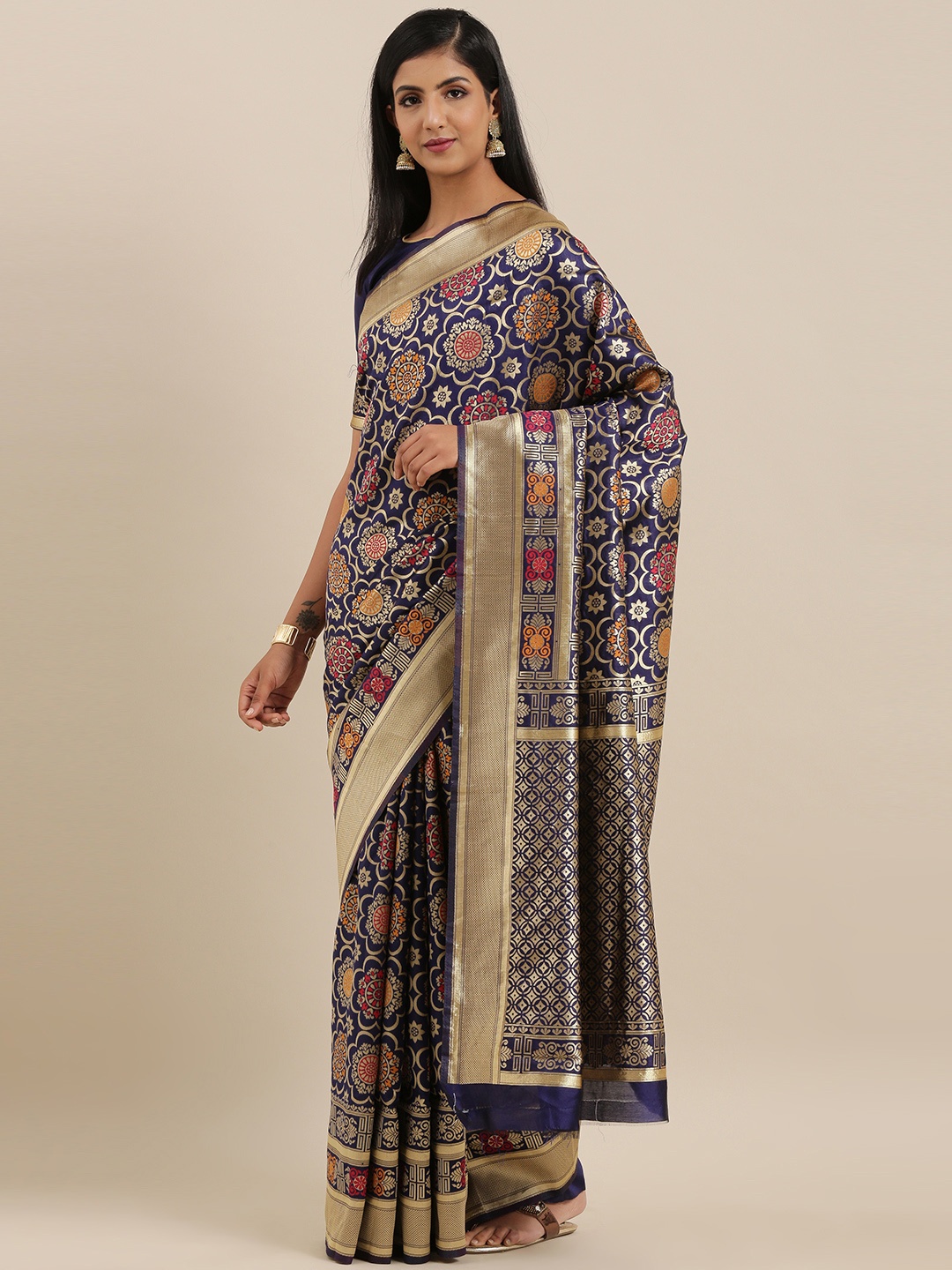 

Mitera Navy Blue & Golden Art Silk Woven Design Kanjeevaram Saree