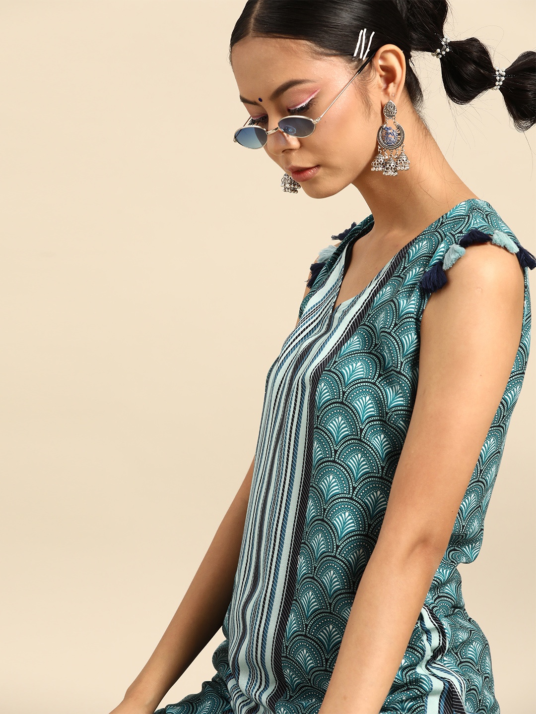 

INDYA Women Blue Printed High Low Kurta, Sea green