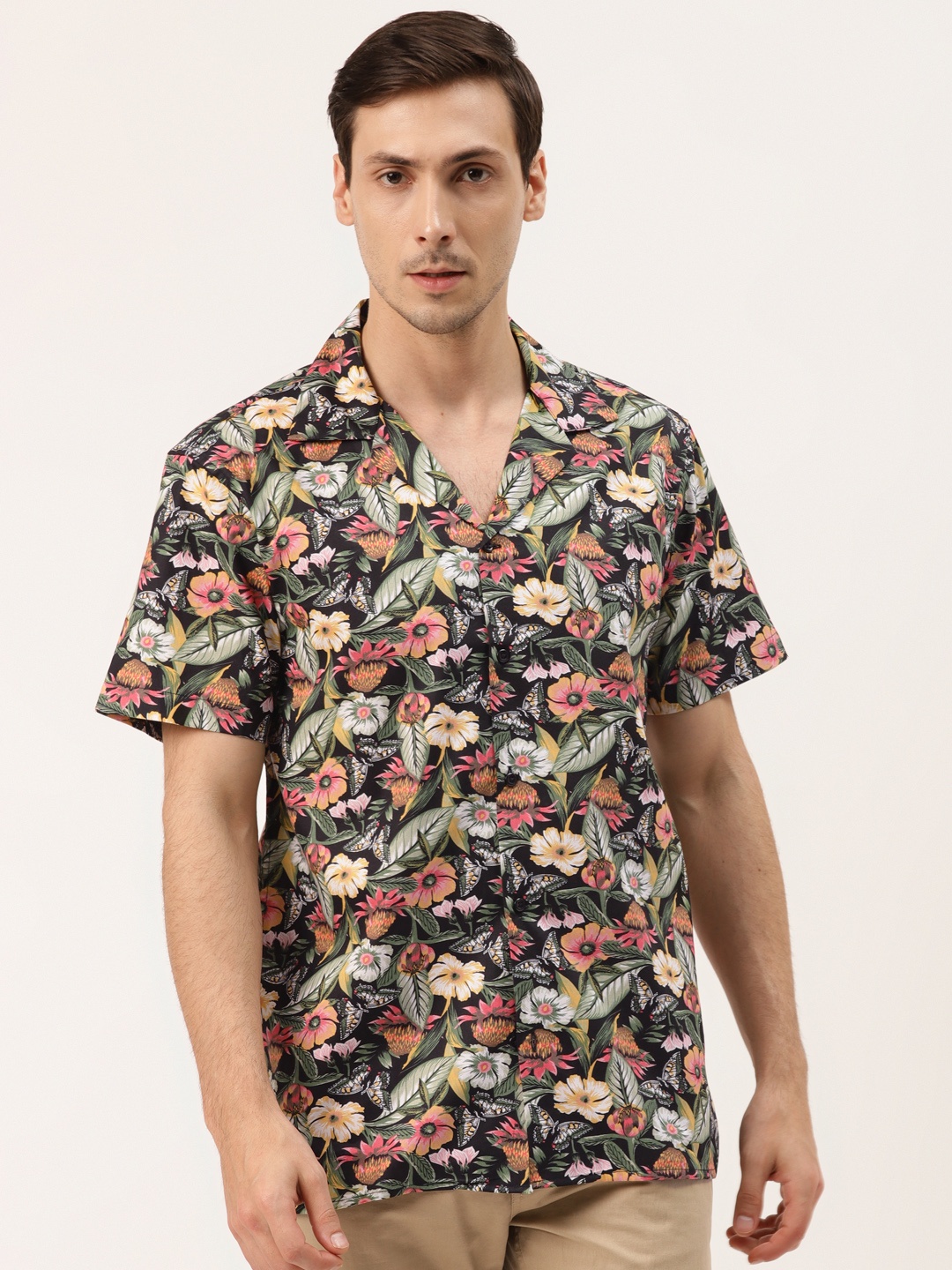 

Hancock Men Green & Peach-Coloured Floral Print Relaxed Fit Casual Shirt